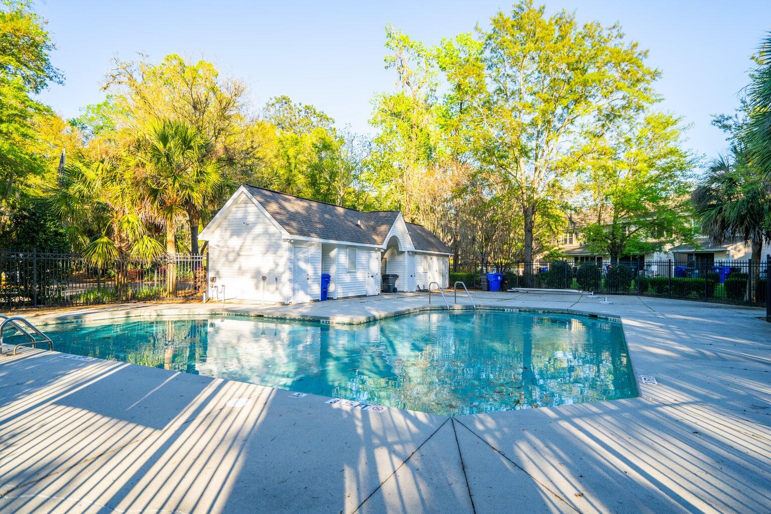 8106 Shadow Oak Drive