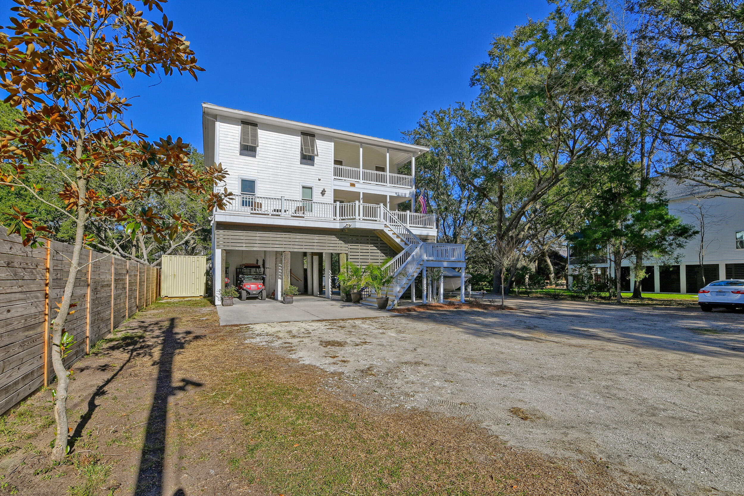 1527 Macoma Drive