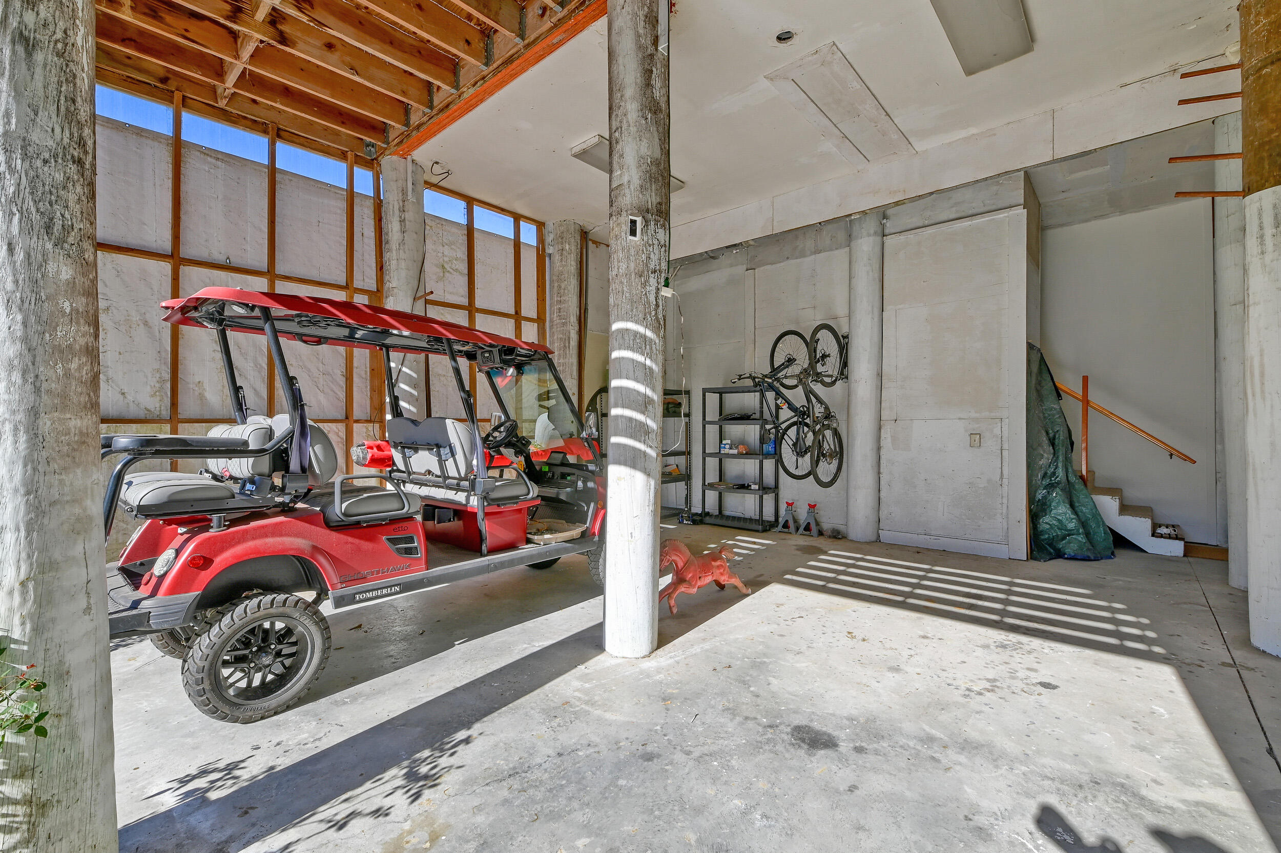 1527 Macoma Drive