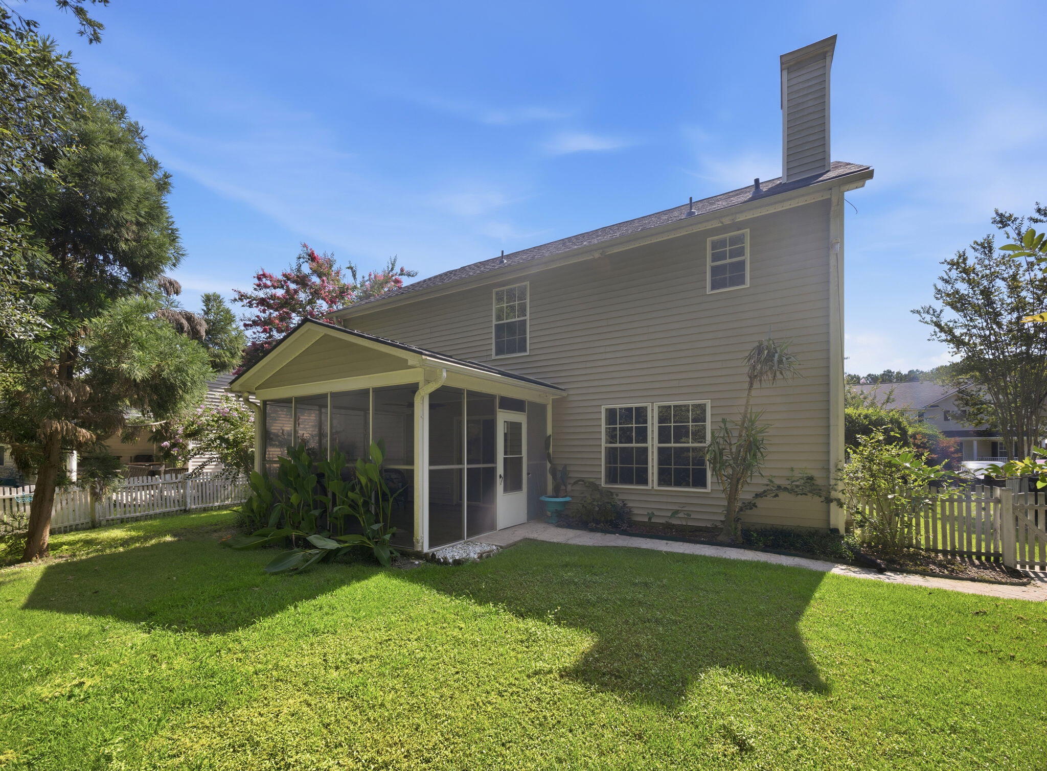 411 Aberdeen Circle