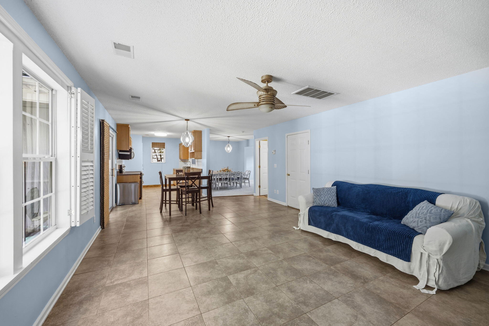 411 Aberdeen Circle