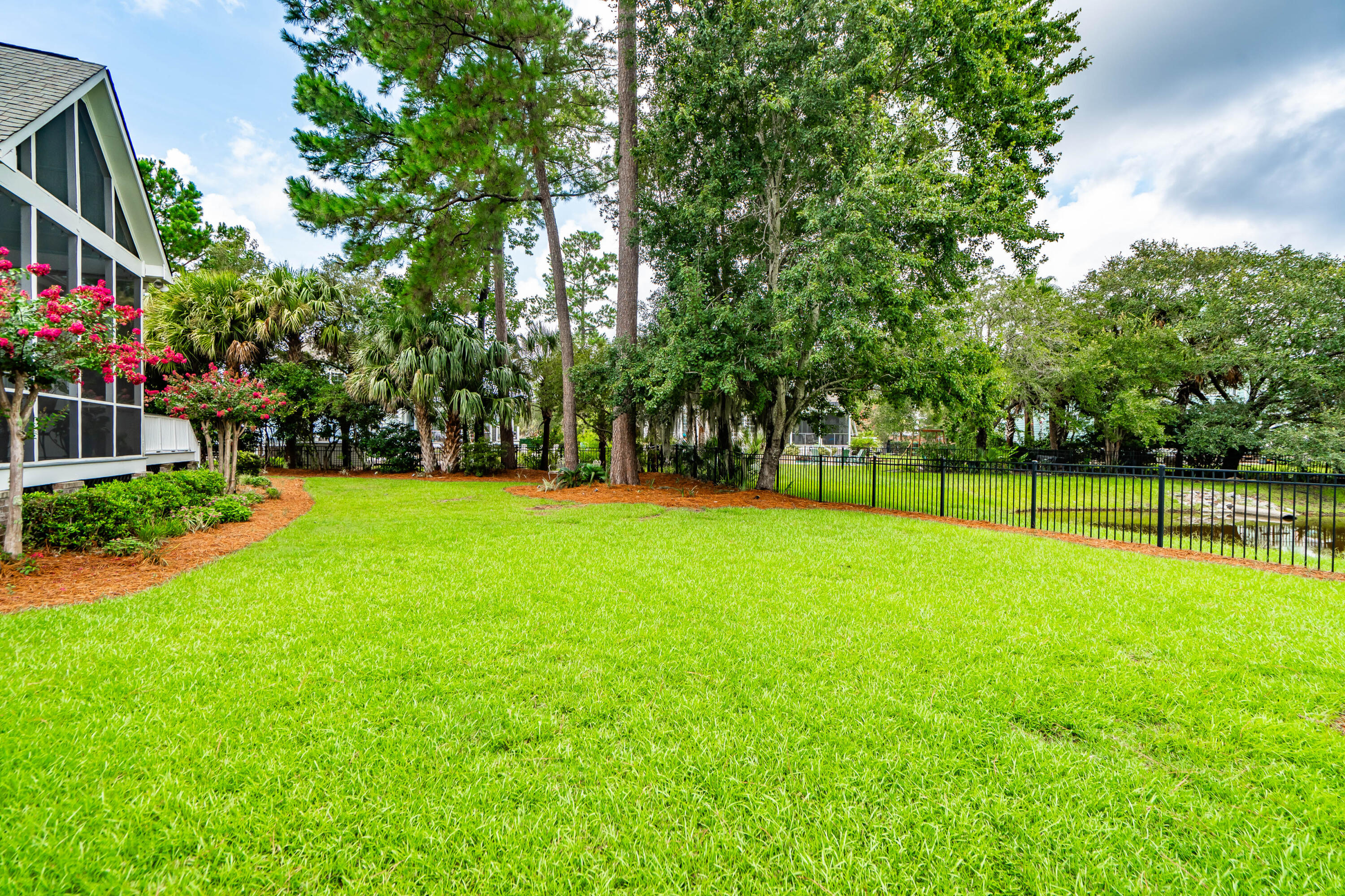 2740 Oak Manor Drive