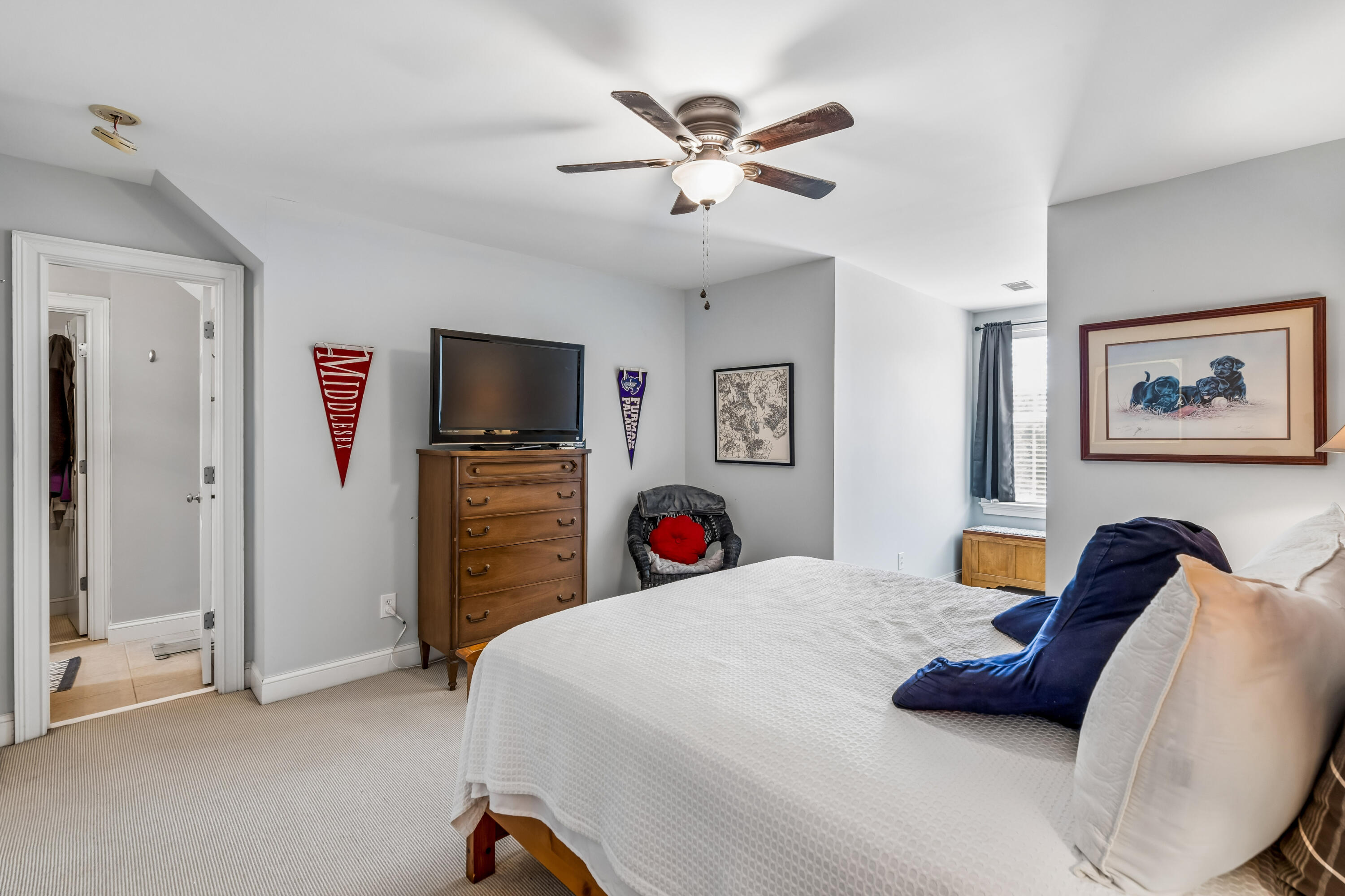 2740 Oak Manor Drive