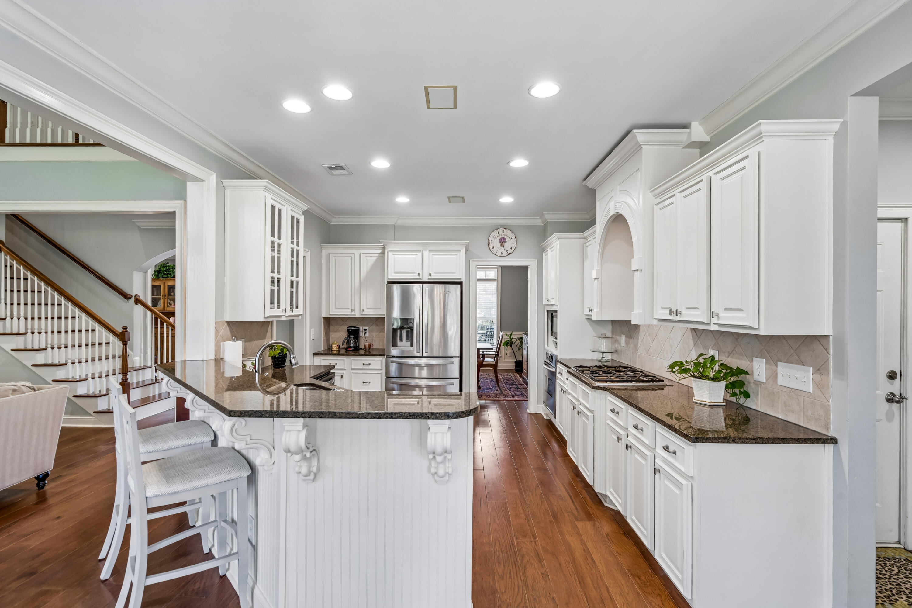 2740 Oak Manor Drive