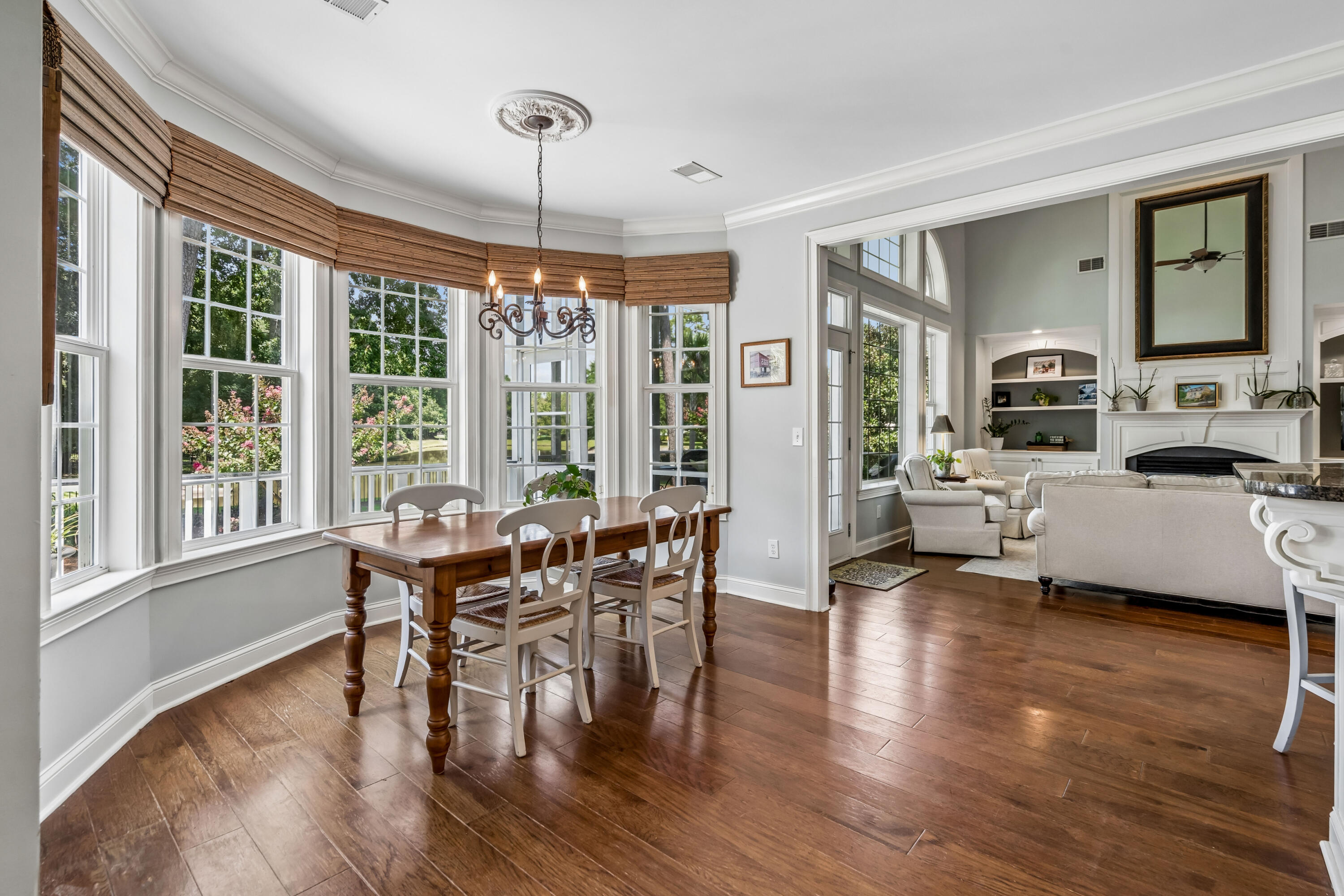 2740 Oak Manor Drive