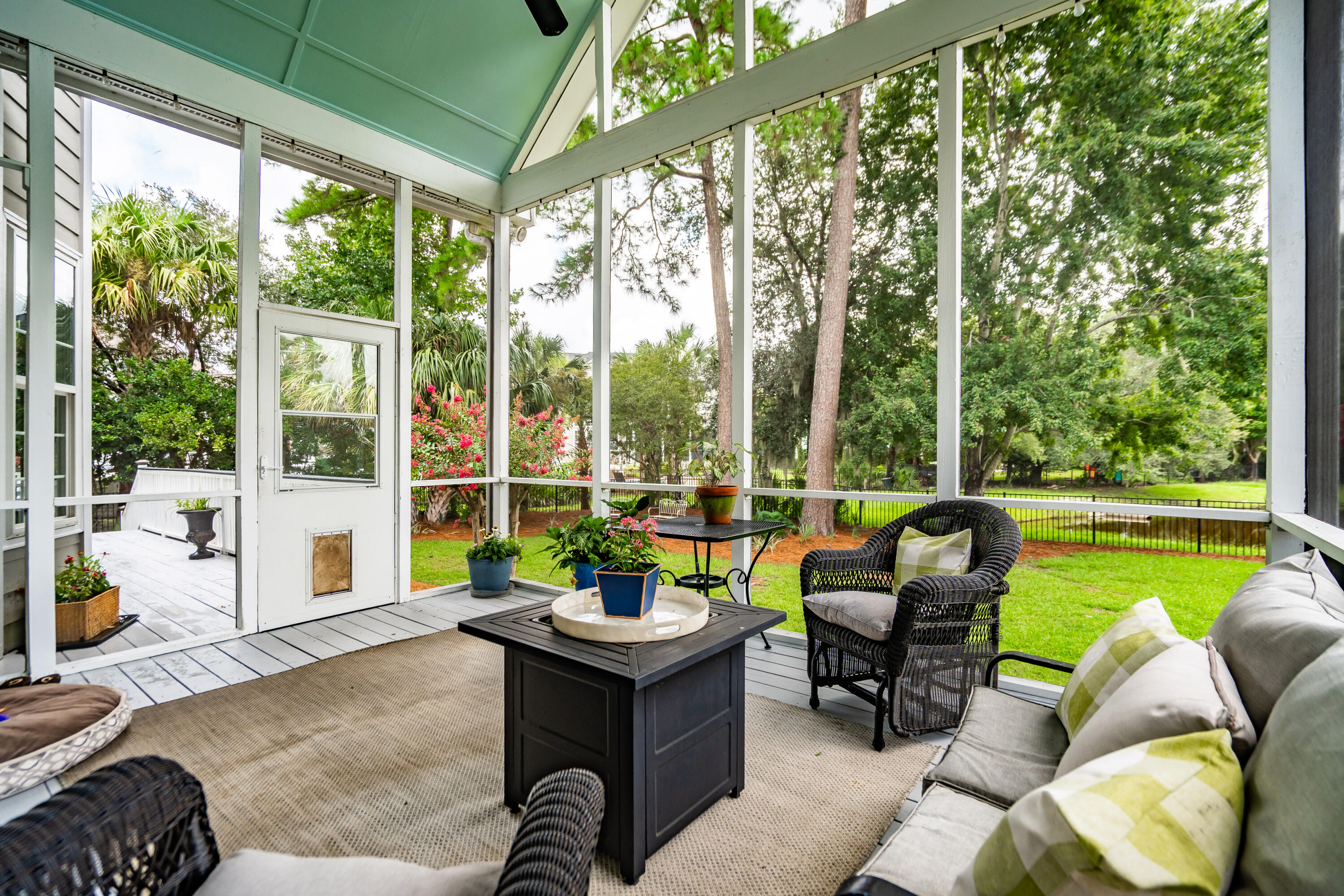 2740 Oak Manor Drive