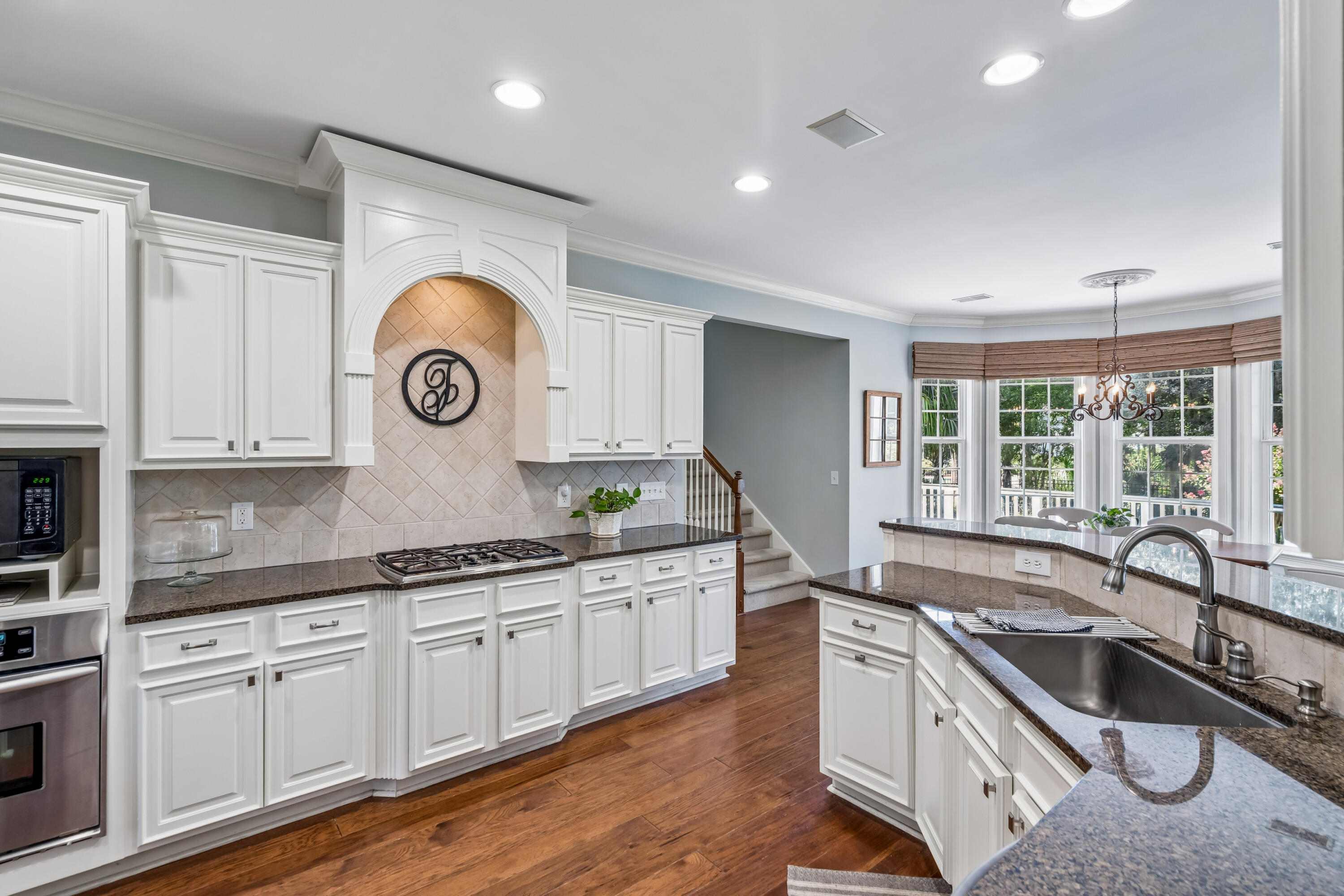 2740 Oak Manor Drive