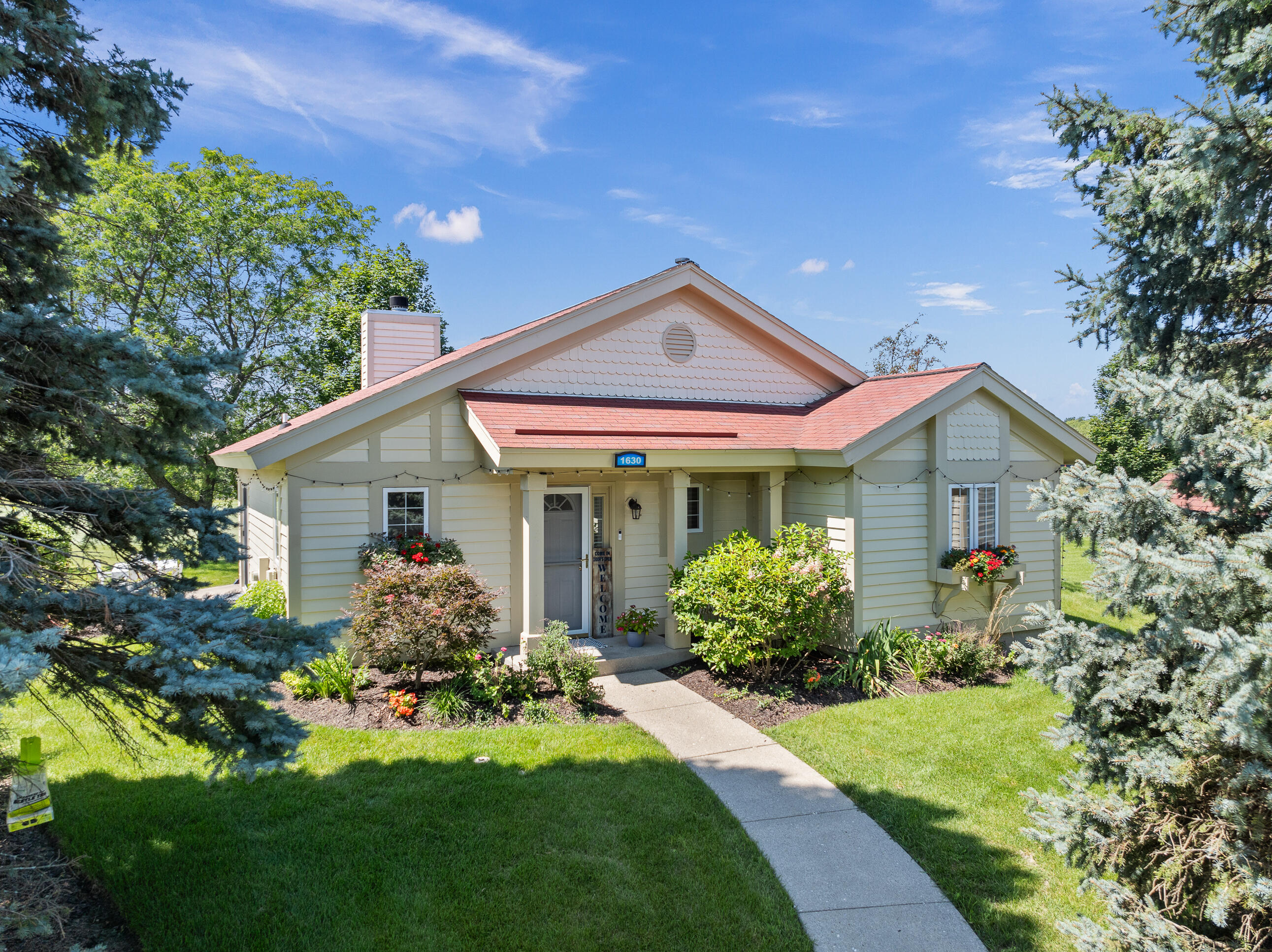 1630 Highland Dr