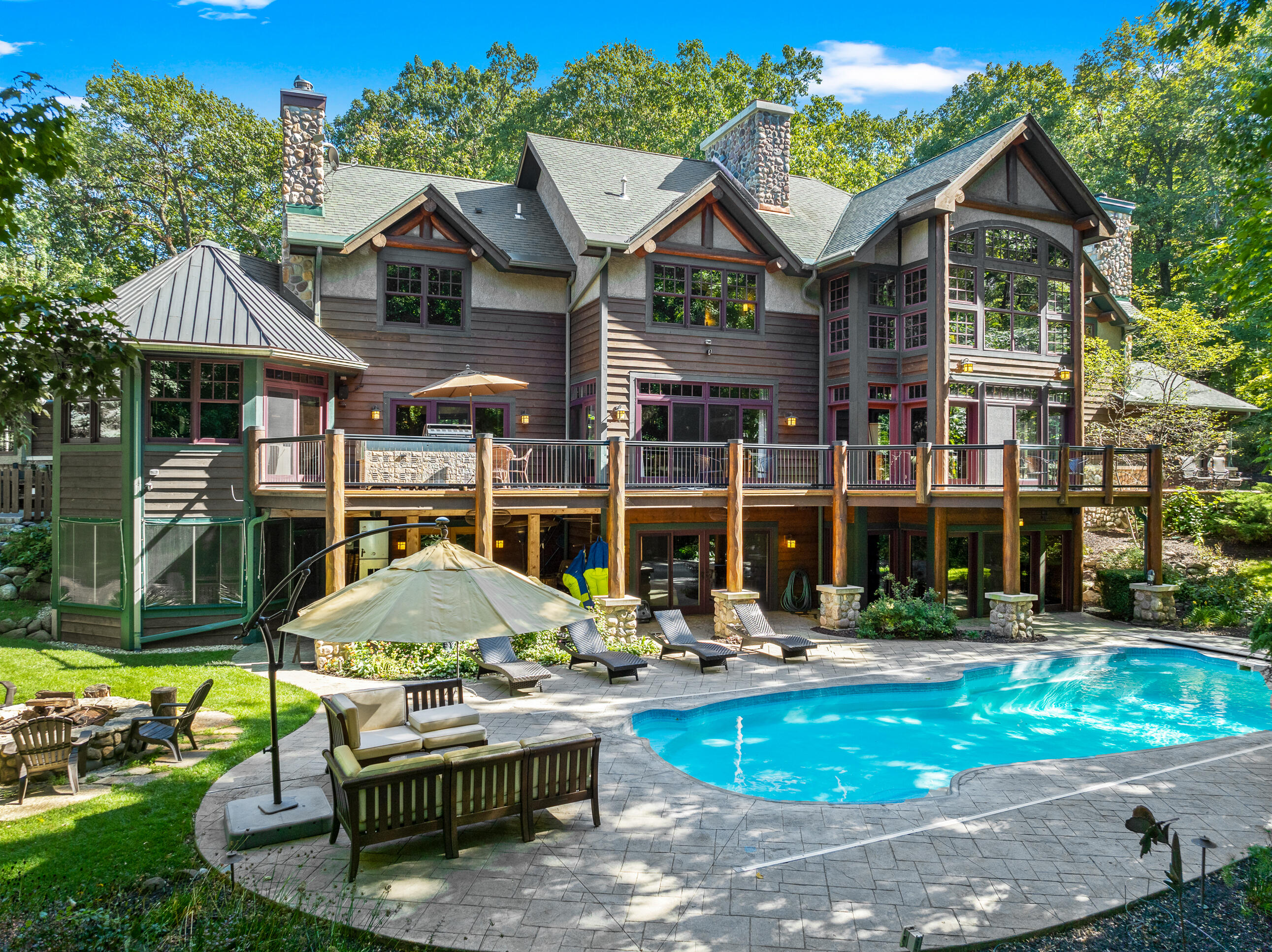 W4469 S Lakeshore Dr