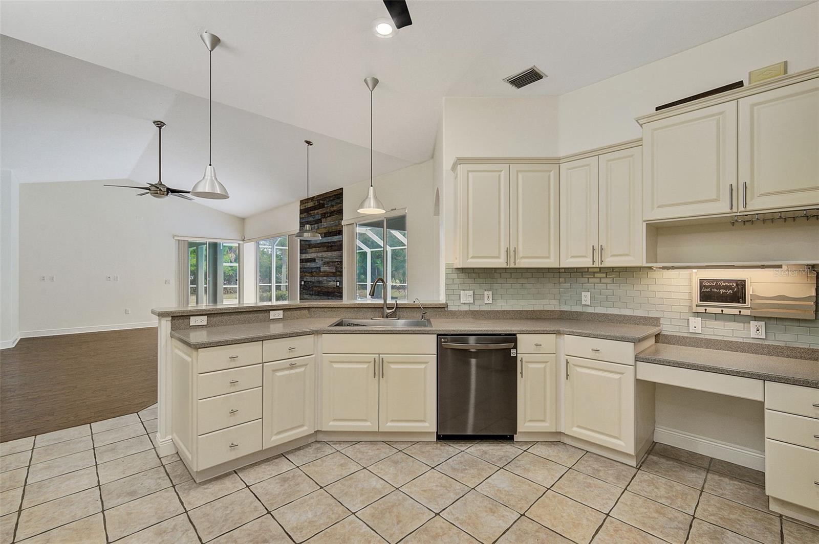 4793 BAYCEDAR LANE