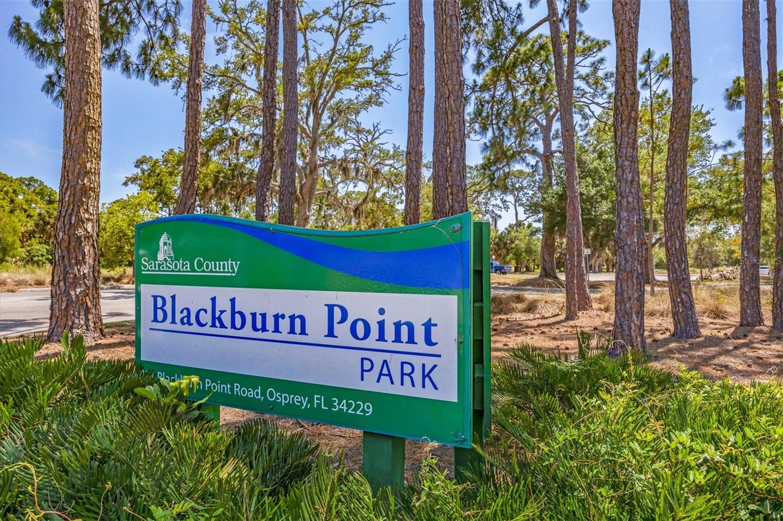 207 WOODLAND DR #207