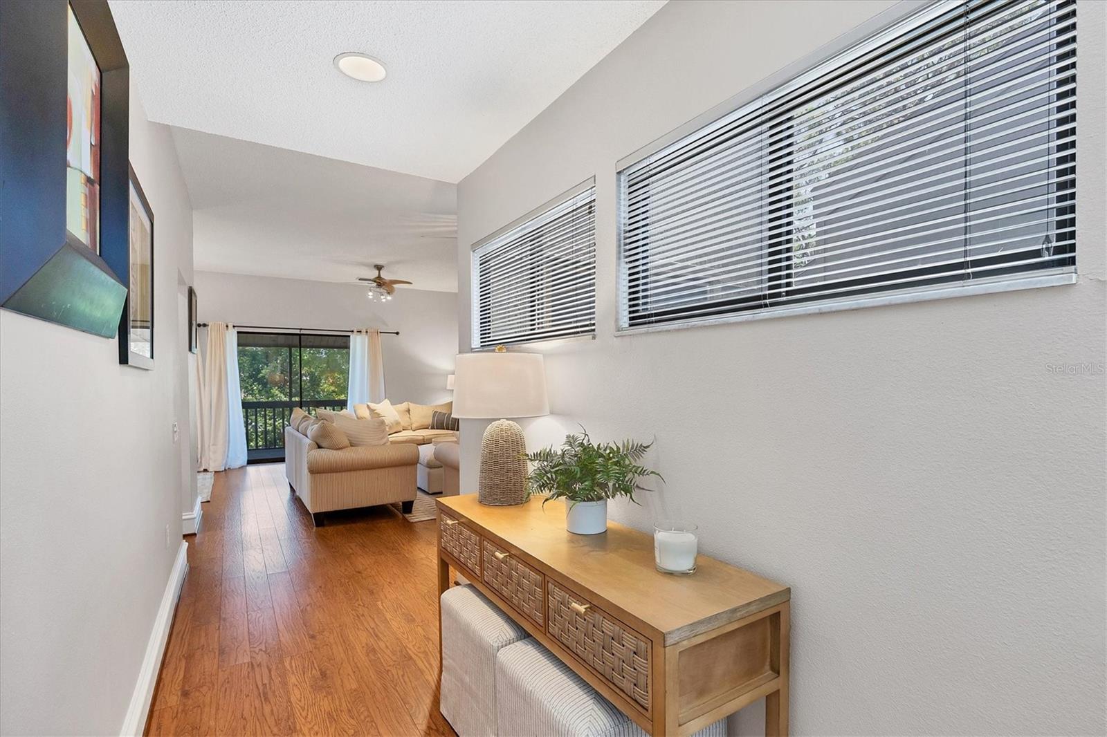 207 WOODLAND DR #207