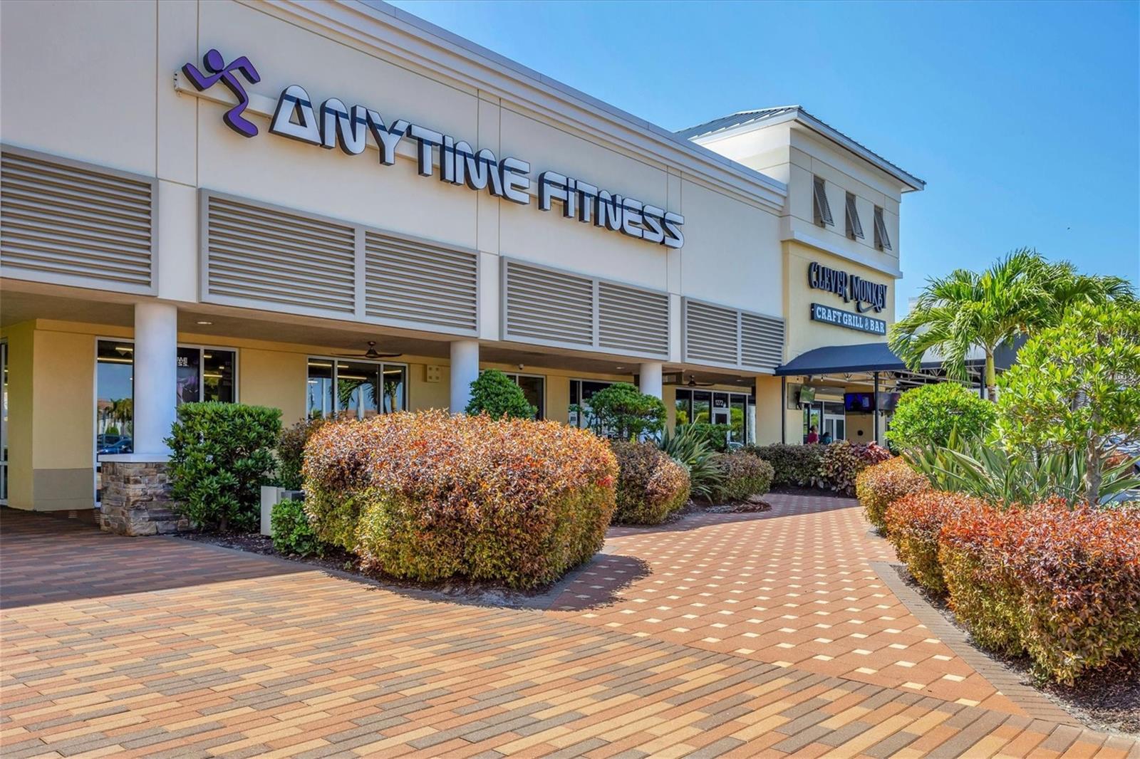 207 WOODLAND DR #207