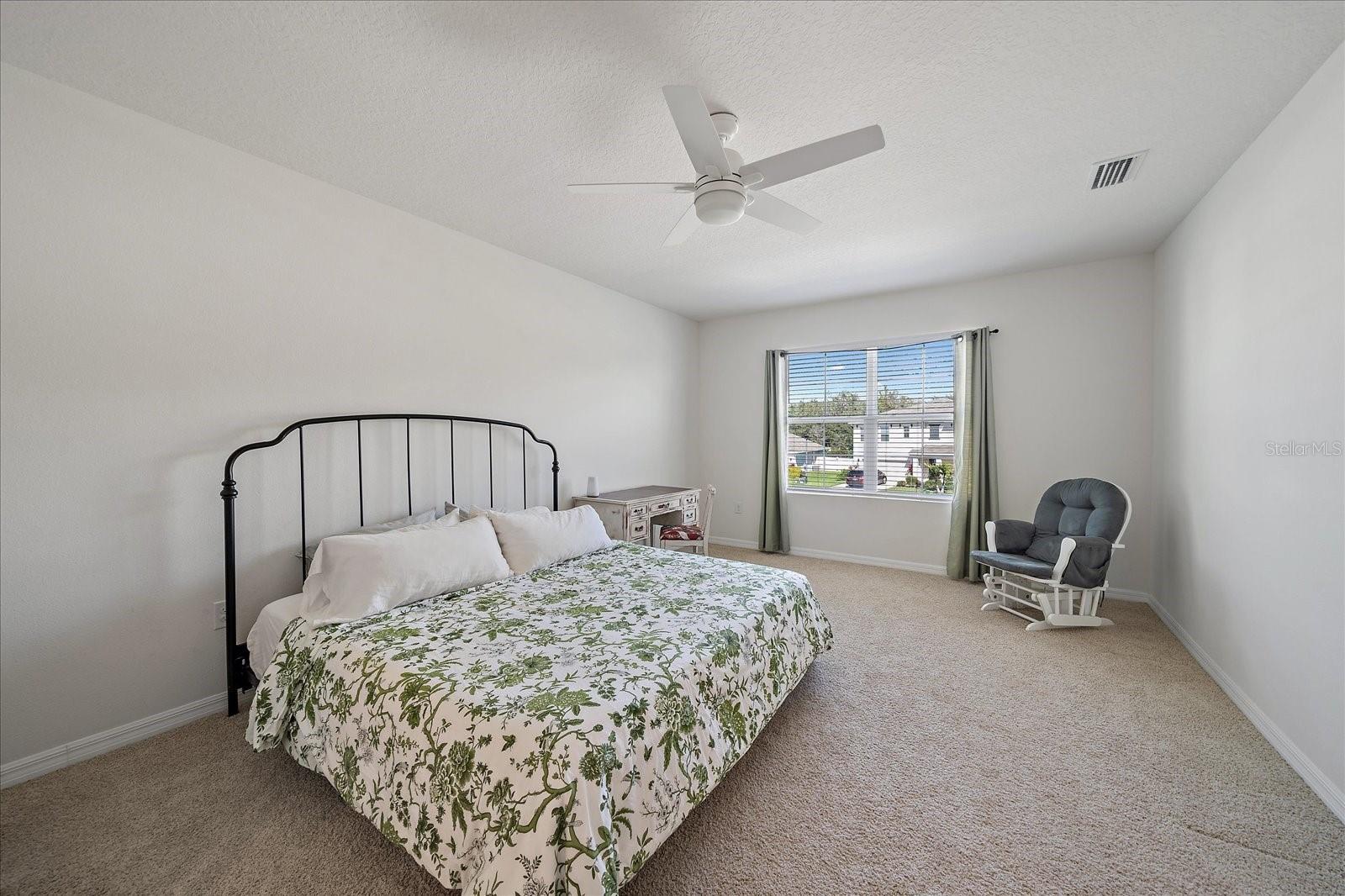2819 GREENLEAF TER