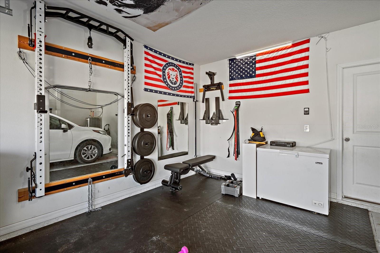 2819 GREENLEAF TER