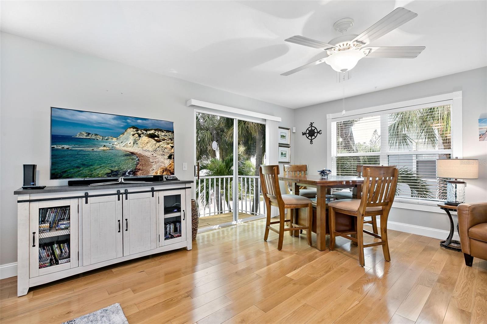 6250 HOLMES BLVD #32