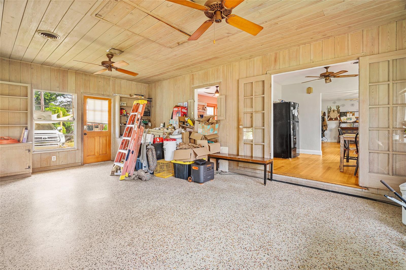 2302 8TH AVE W