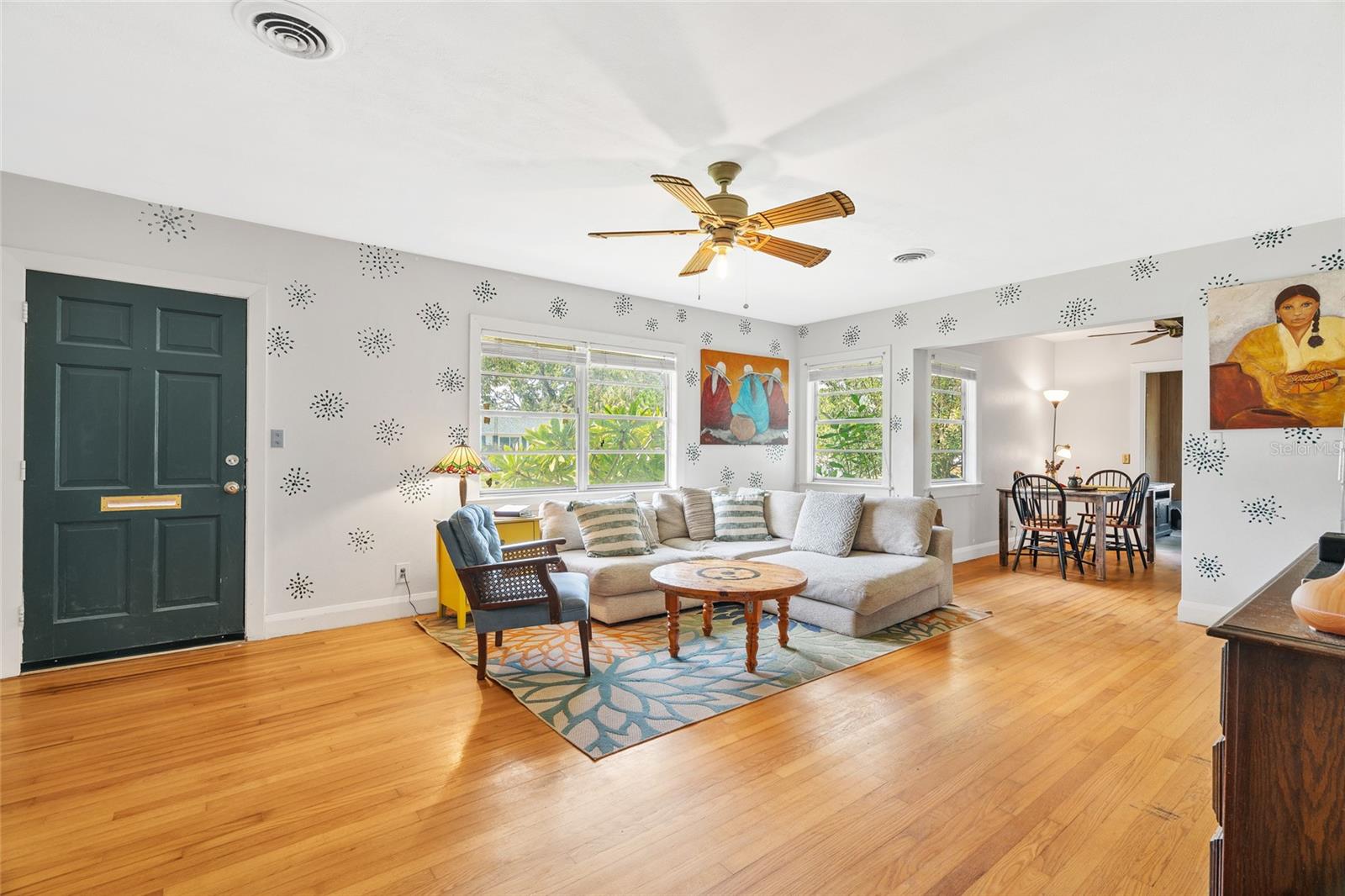 2302 8TH AVE W