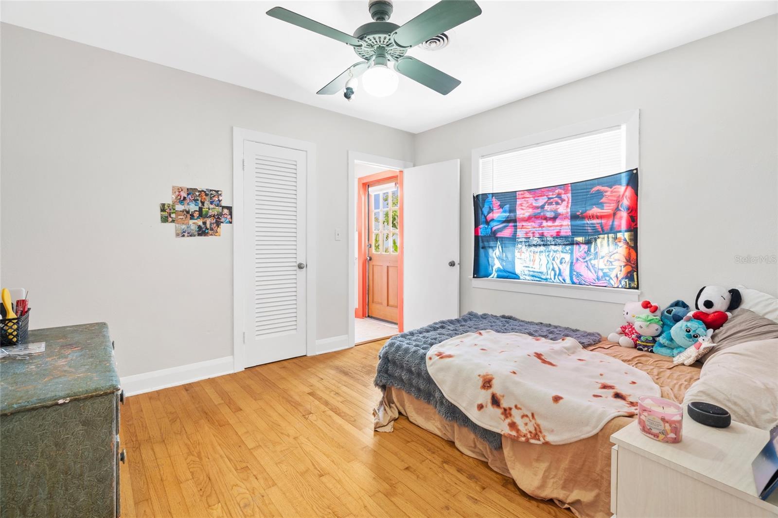 2302 8TH AVE W
