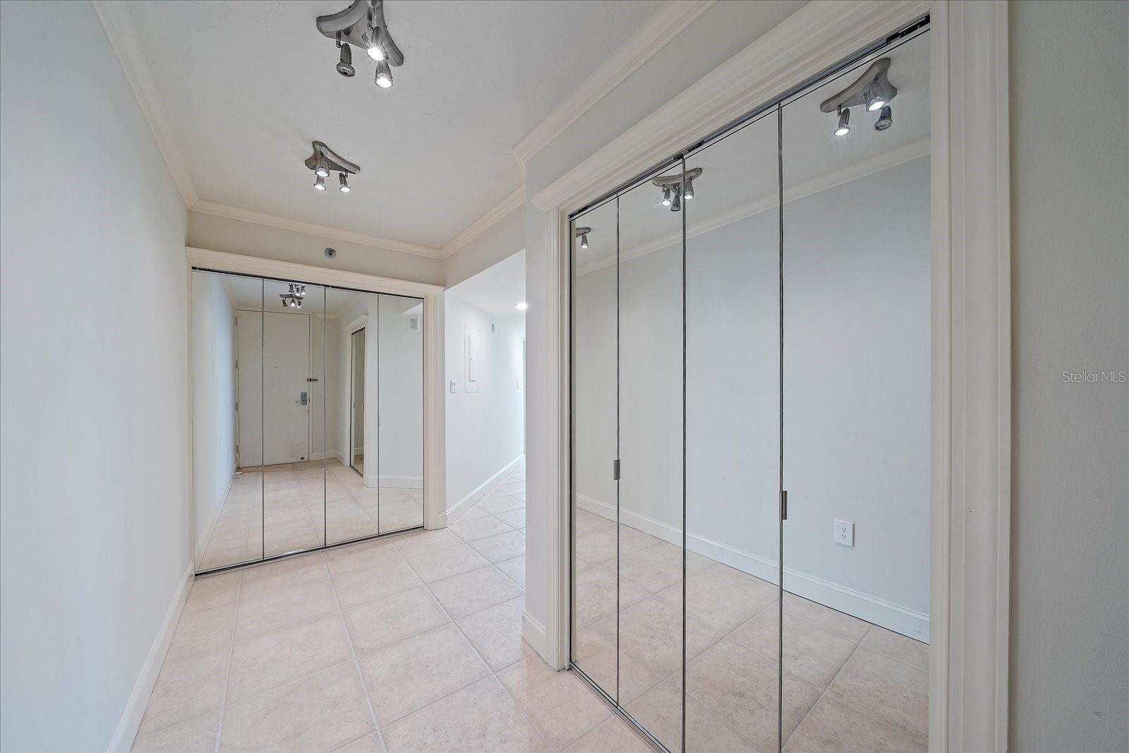 888 BLVD OF THE ARTS #1008