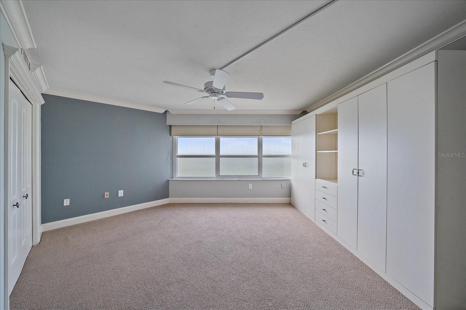 888 BLVD OF THE ARTS #1008