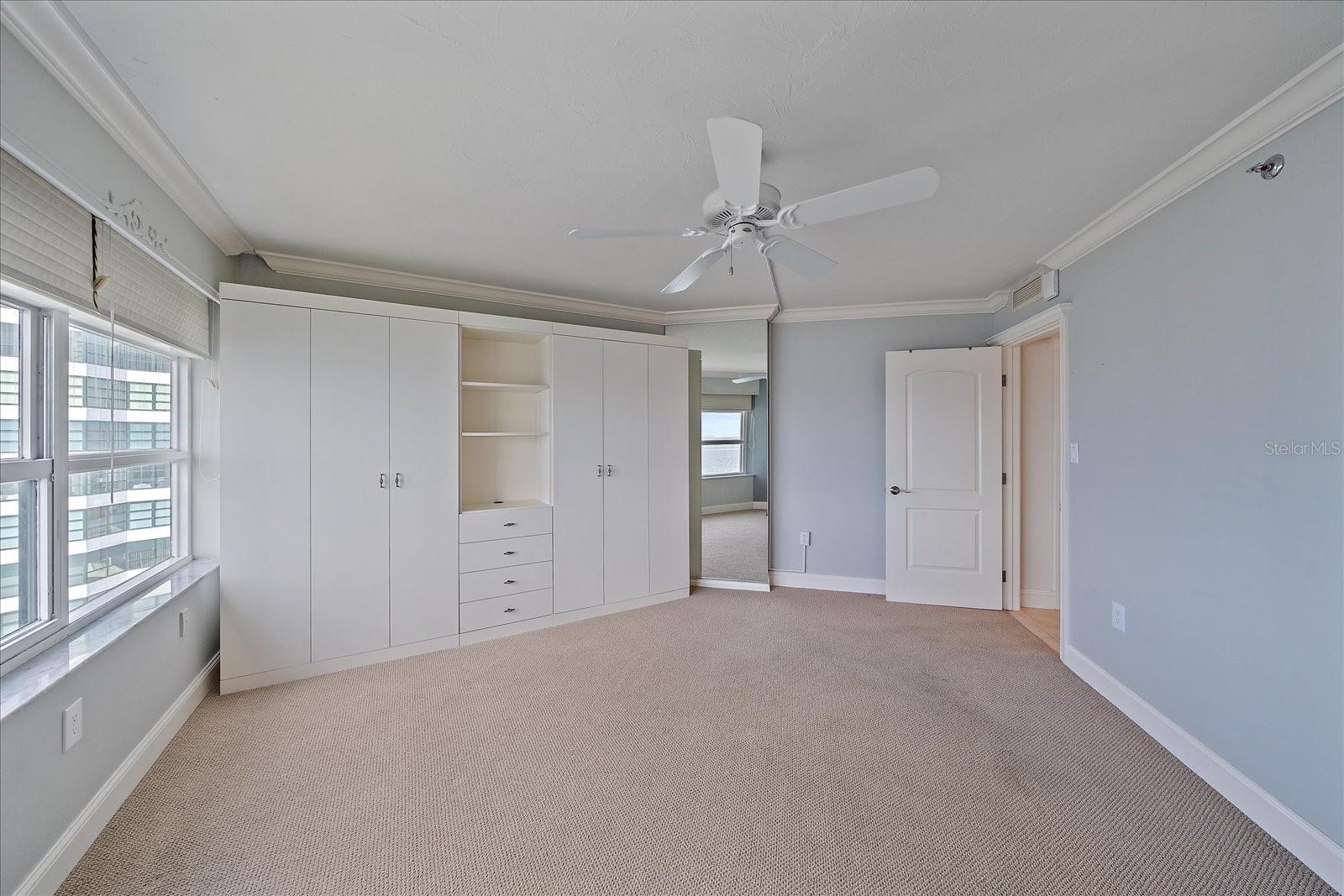 888 BLVD OF THE ARTS #1008