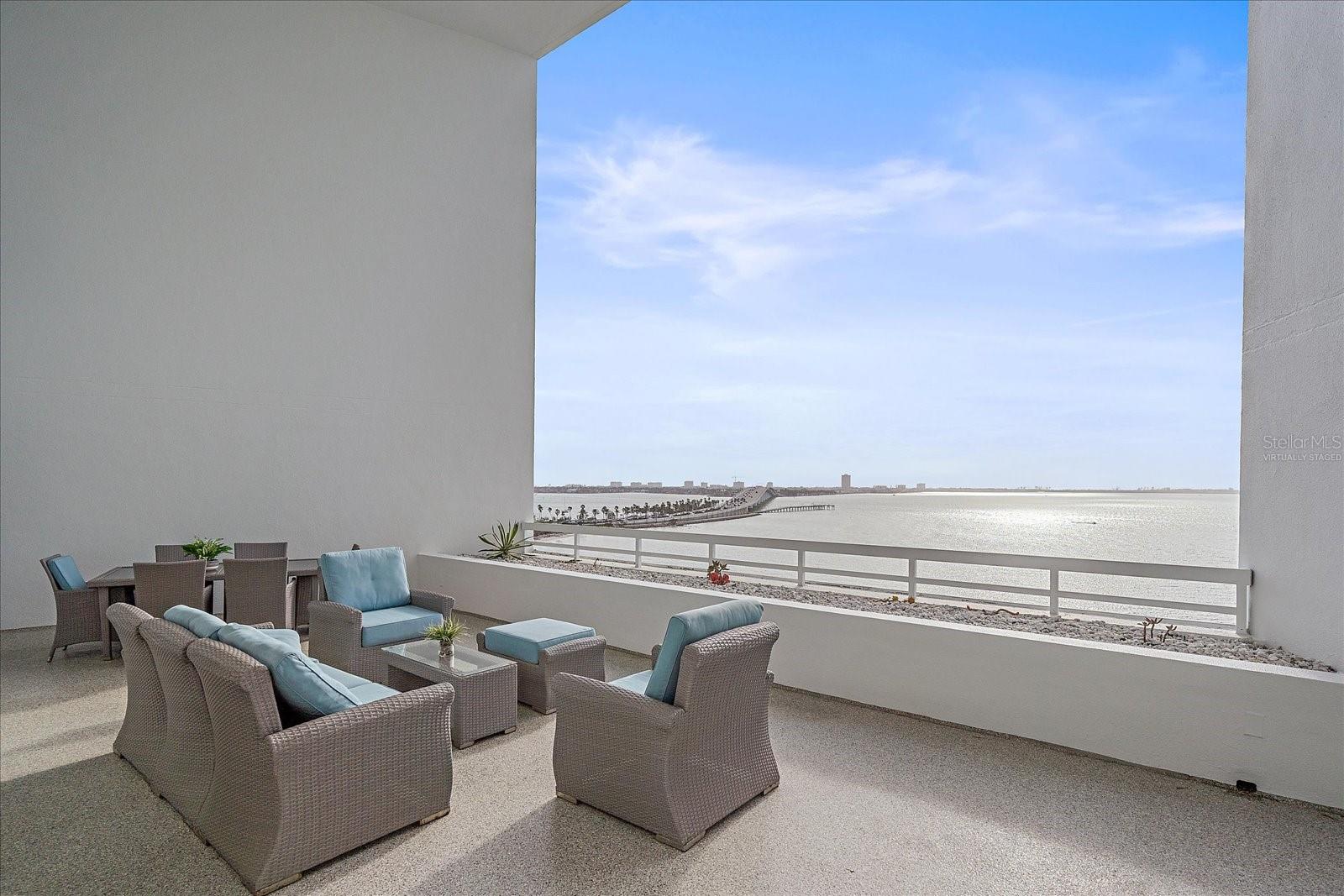 888 BLVD OF THE ARTS #1008