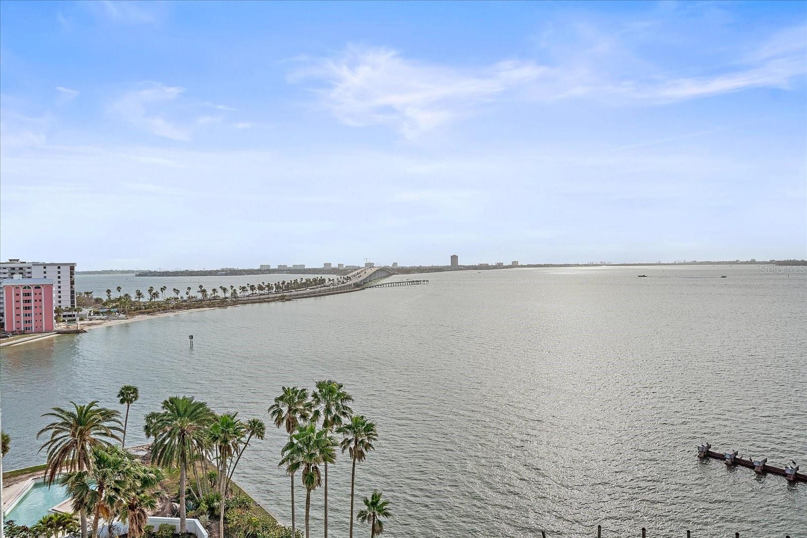 888 BLVD OF THE ARTS #1008