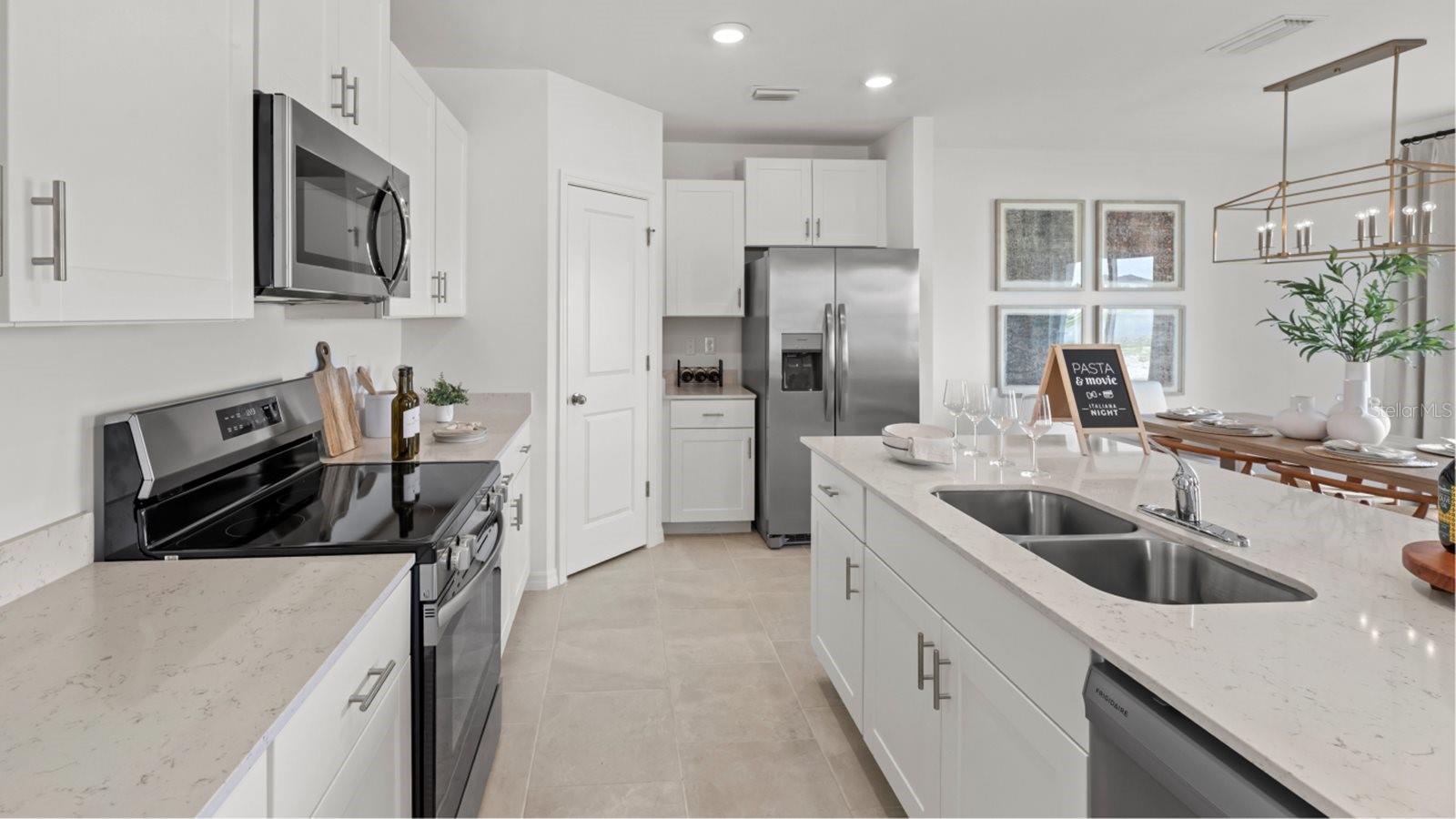 9164 TEQUILA SUNRISE DR