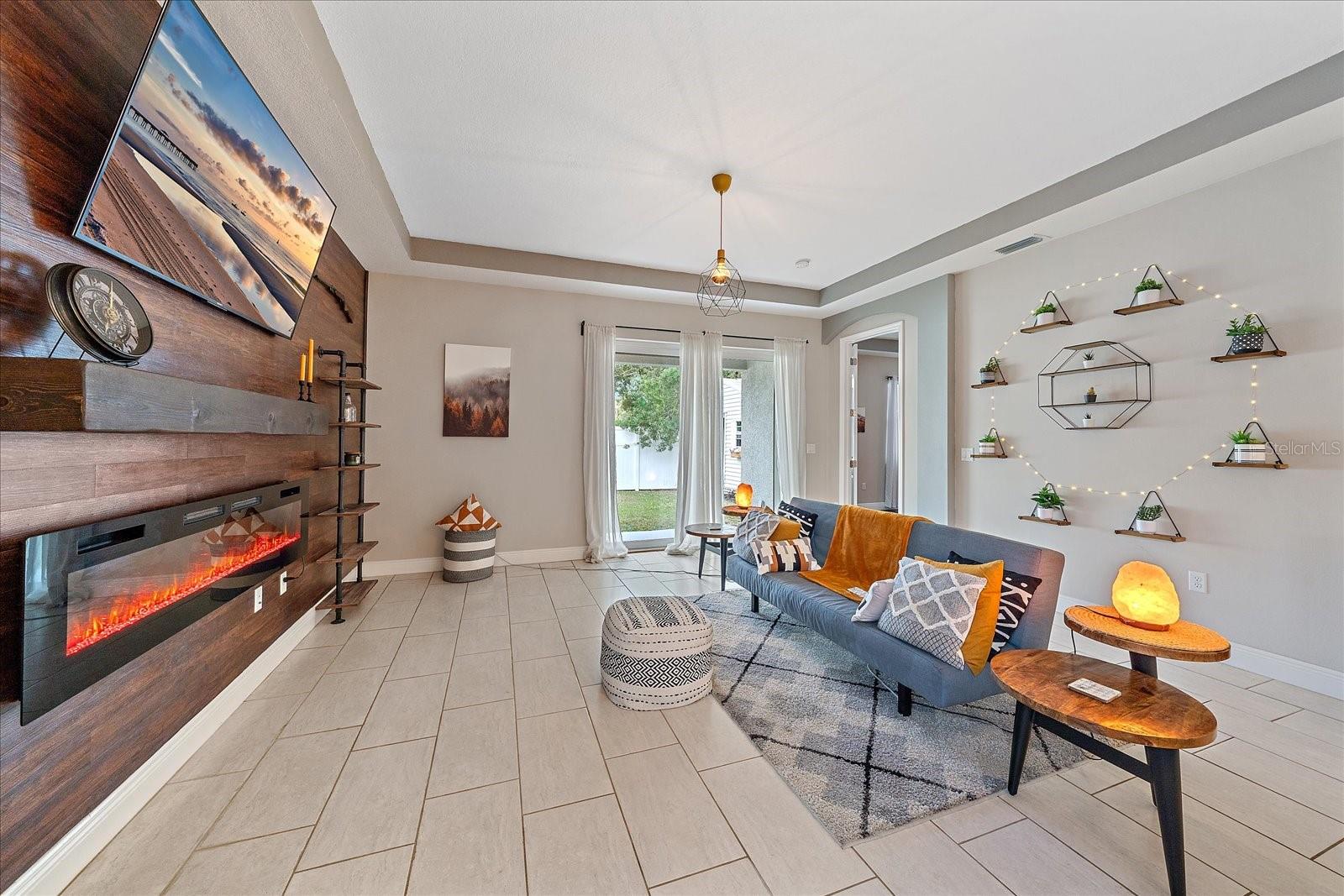 867 BACON AVE