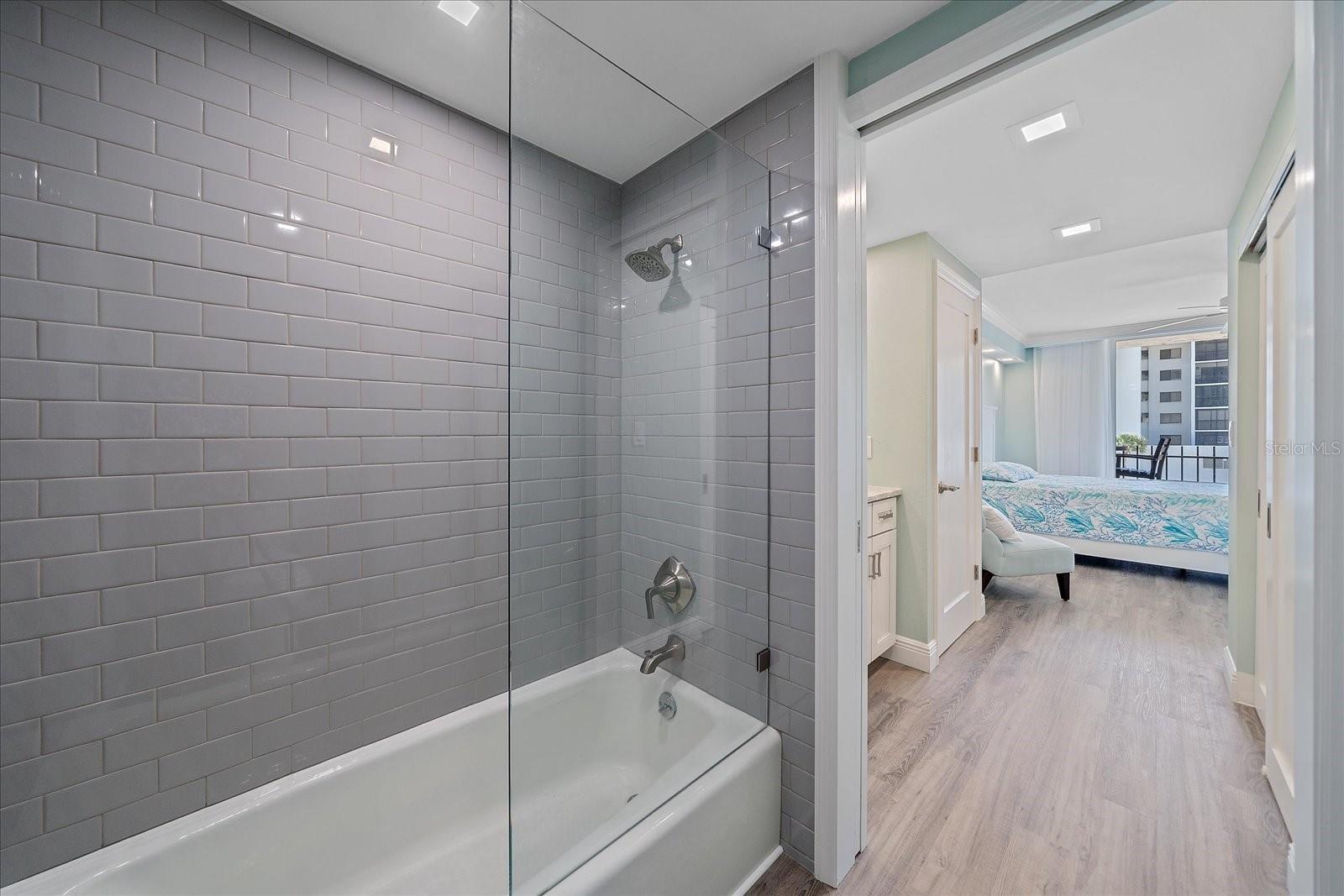 1212 BENJAMIN FRANKLIN DR #306