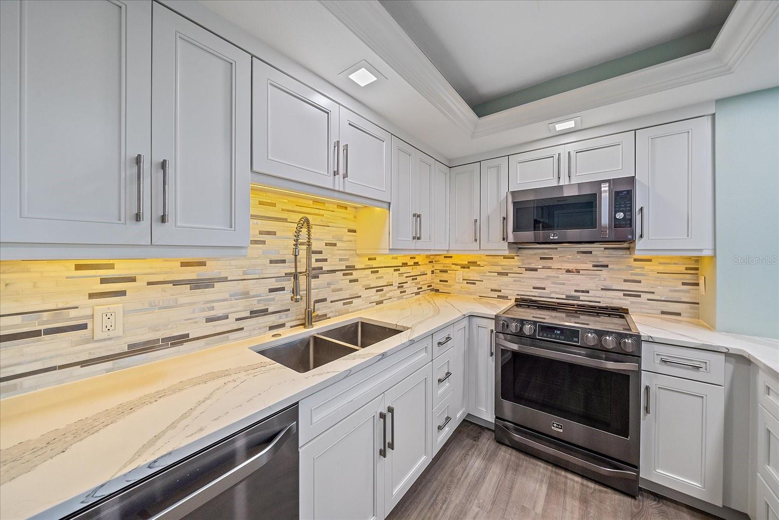 1212 BENJAMIN FRANKLIN DR #306