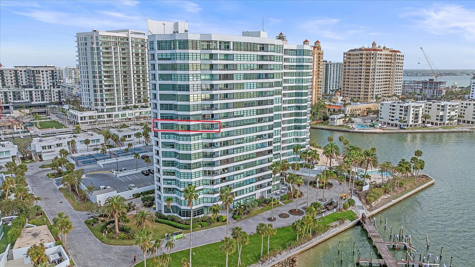 888 BLVD OF THE ARTS #1008