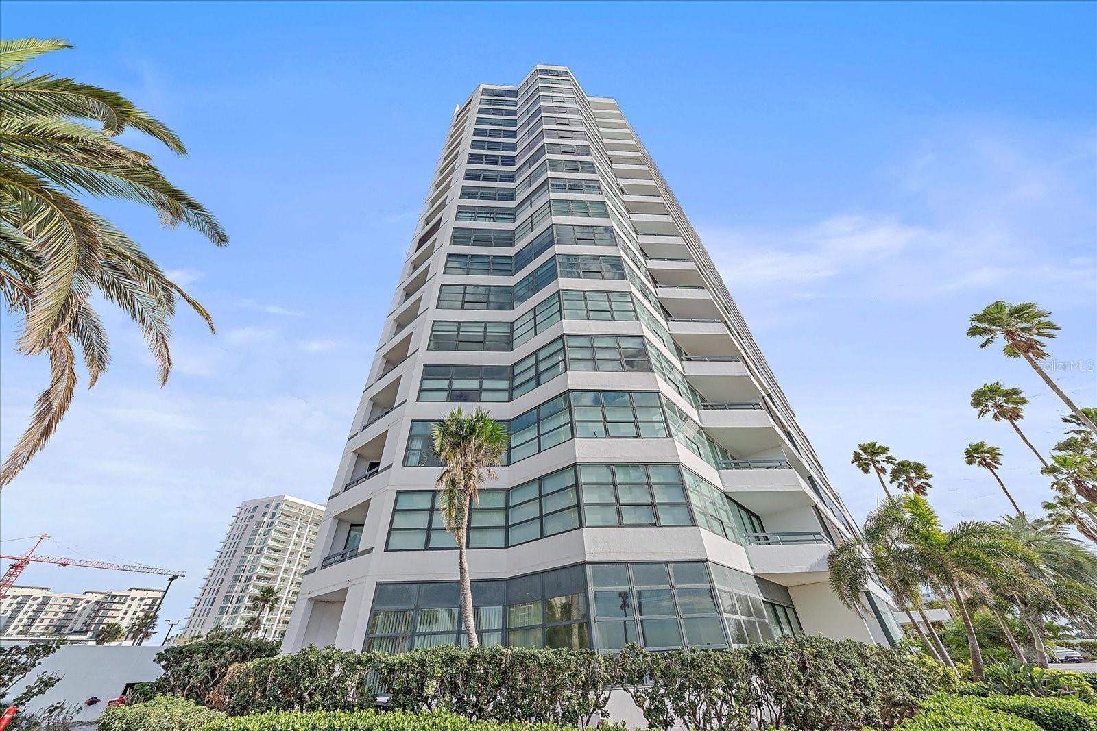 888 BLVD OF THE ARTS #1008