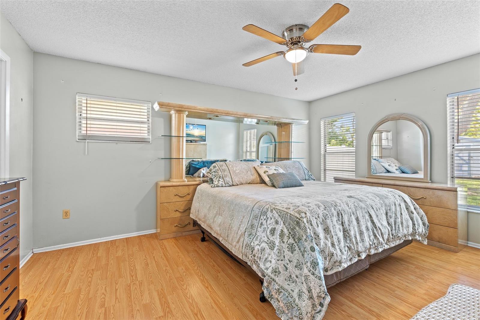 801 PONDEROSA PINE LN