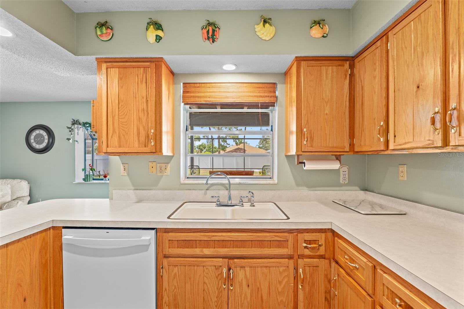 801 PONDEROSA PINE LN