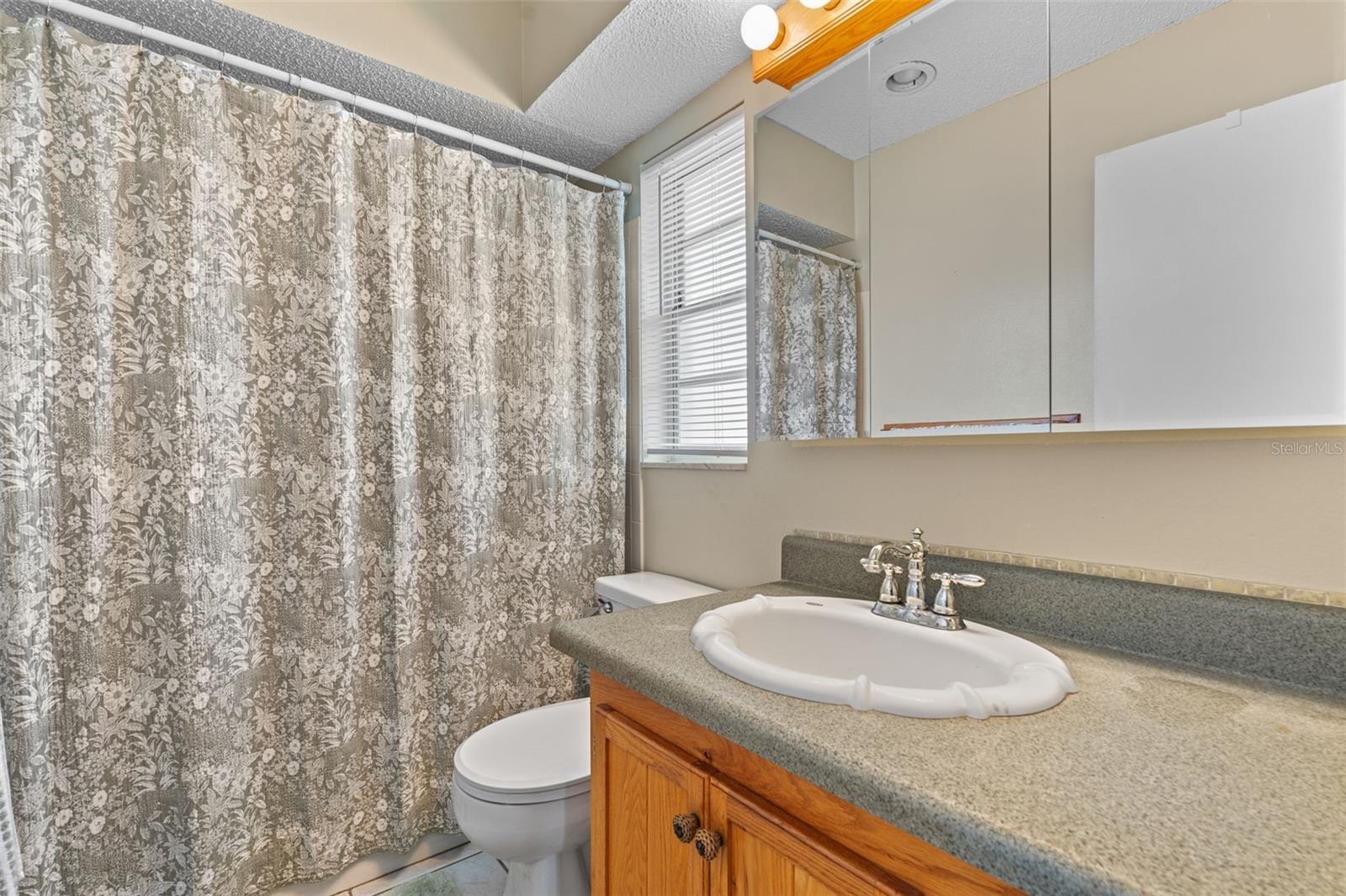 801 PONDEROSA PINE LN