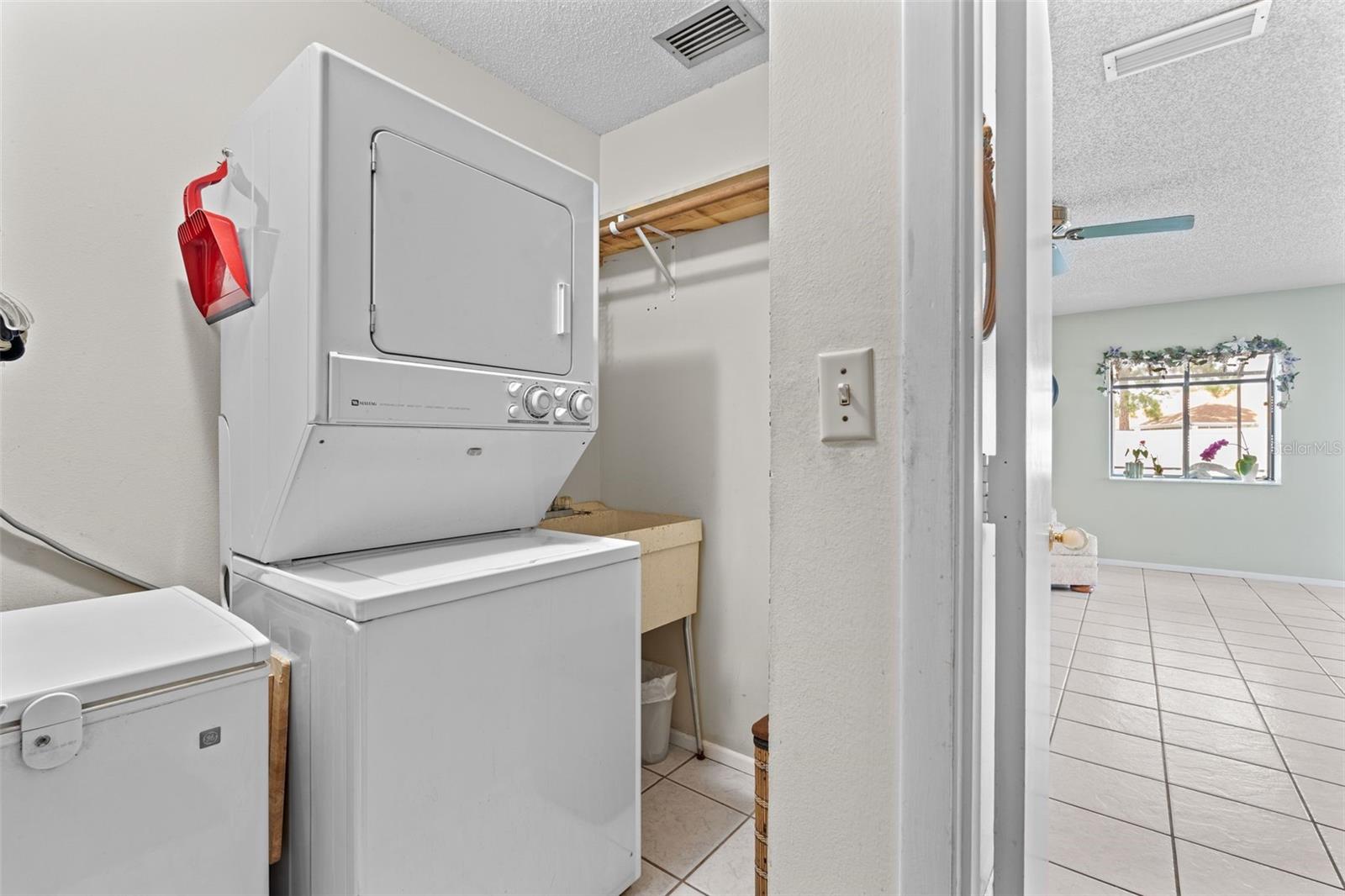 801 PONDEROSA PINE LN