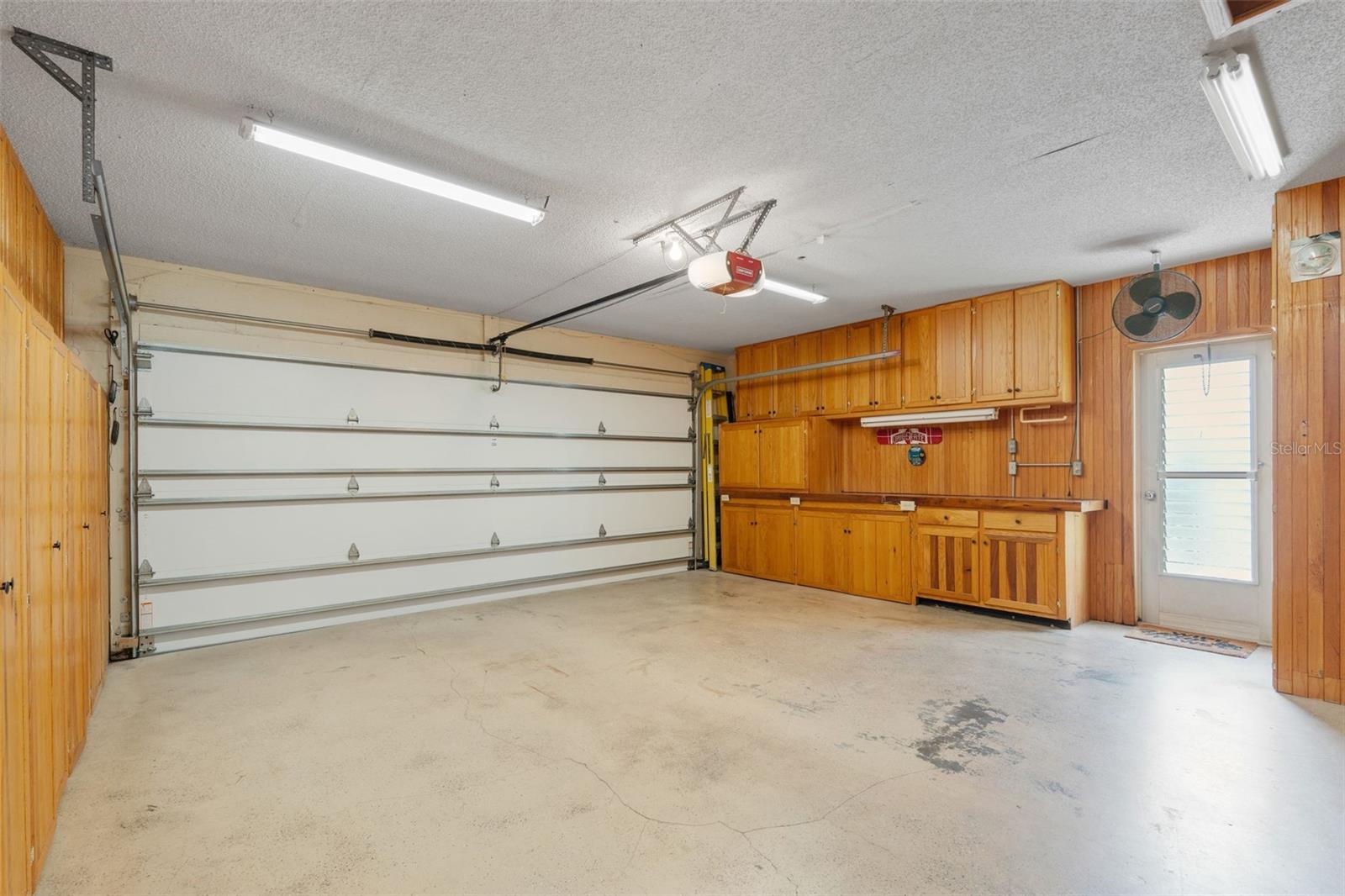 801 PONDEROSA PINE LN