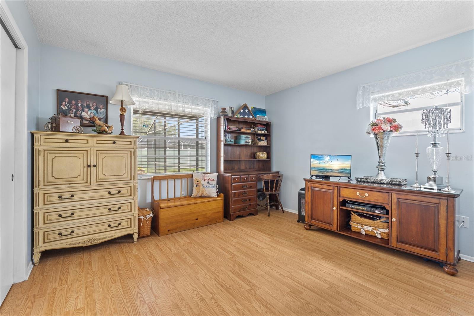 801 PONDEROSA PINE LN