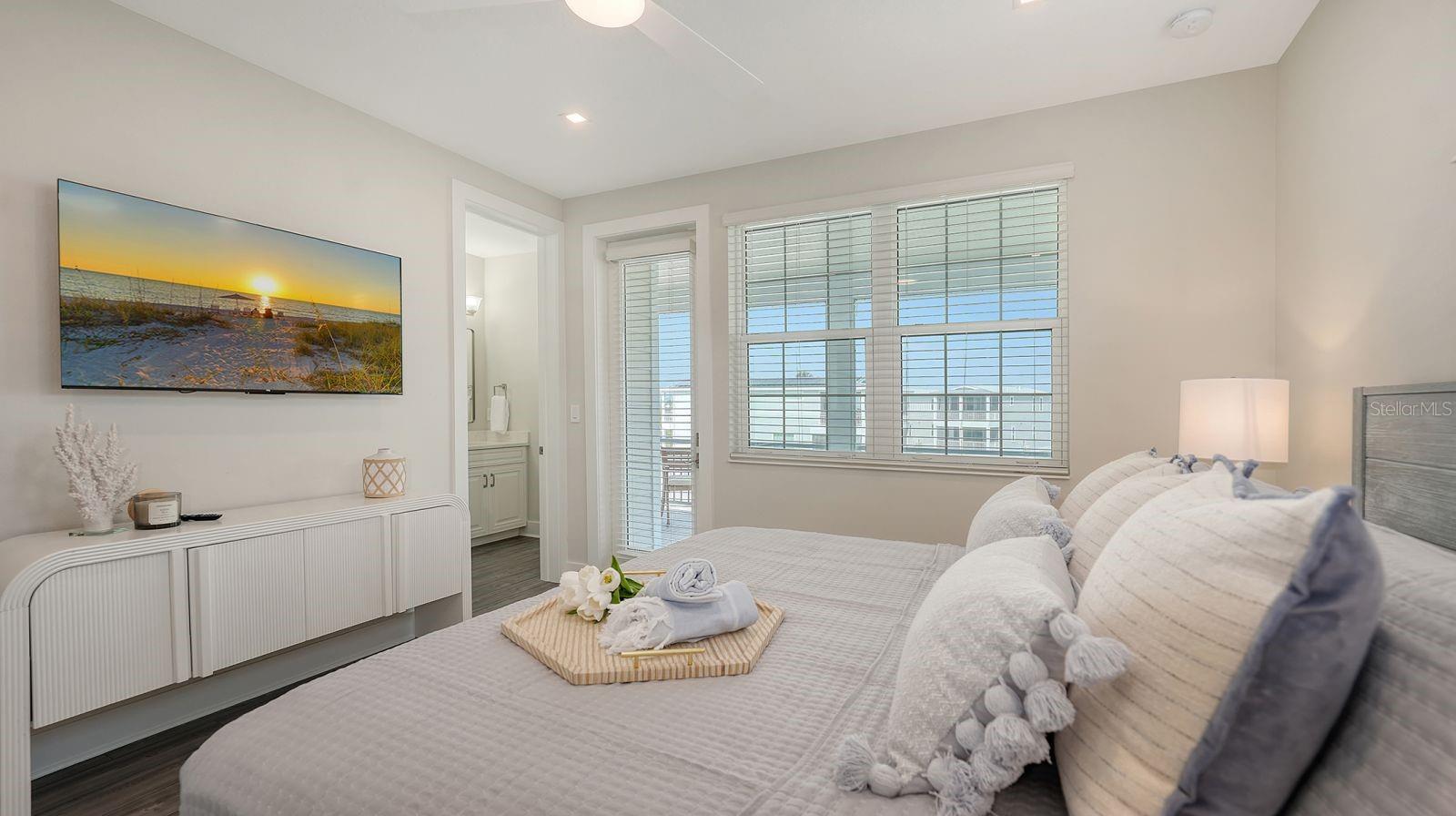 12413 GULF BREEZE TER