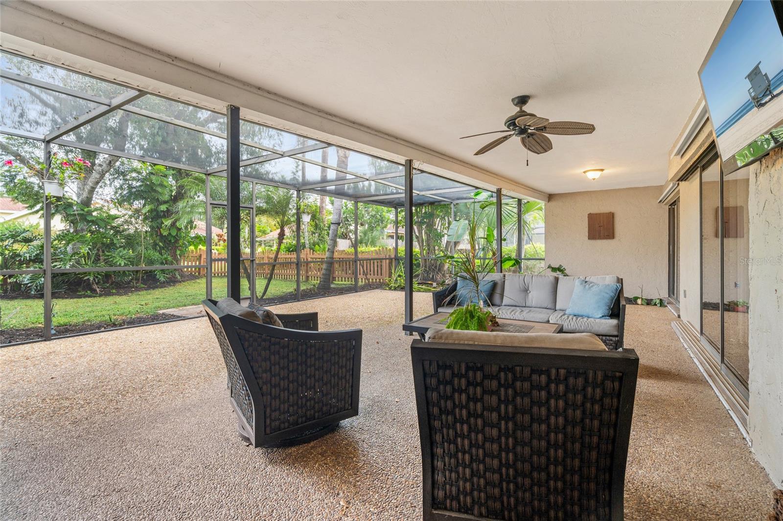 4207 CHARING CROSS RD