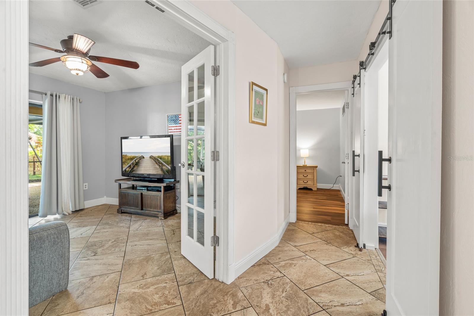 4207 CHARING CROSS RD