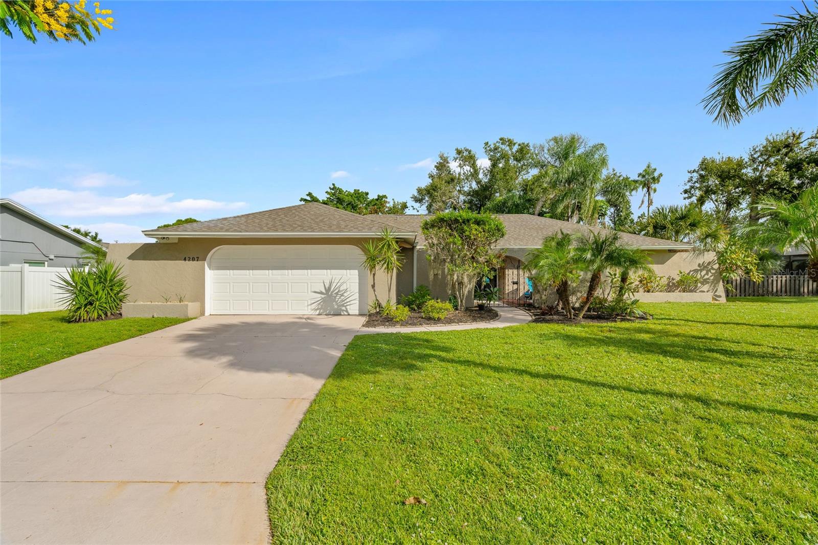 4207 CHARING CROSS RD