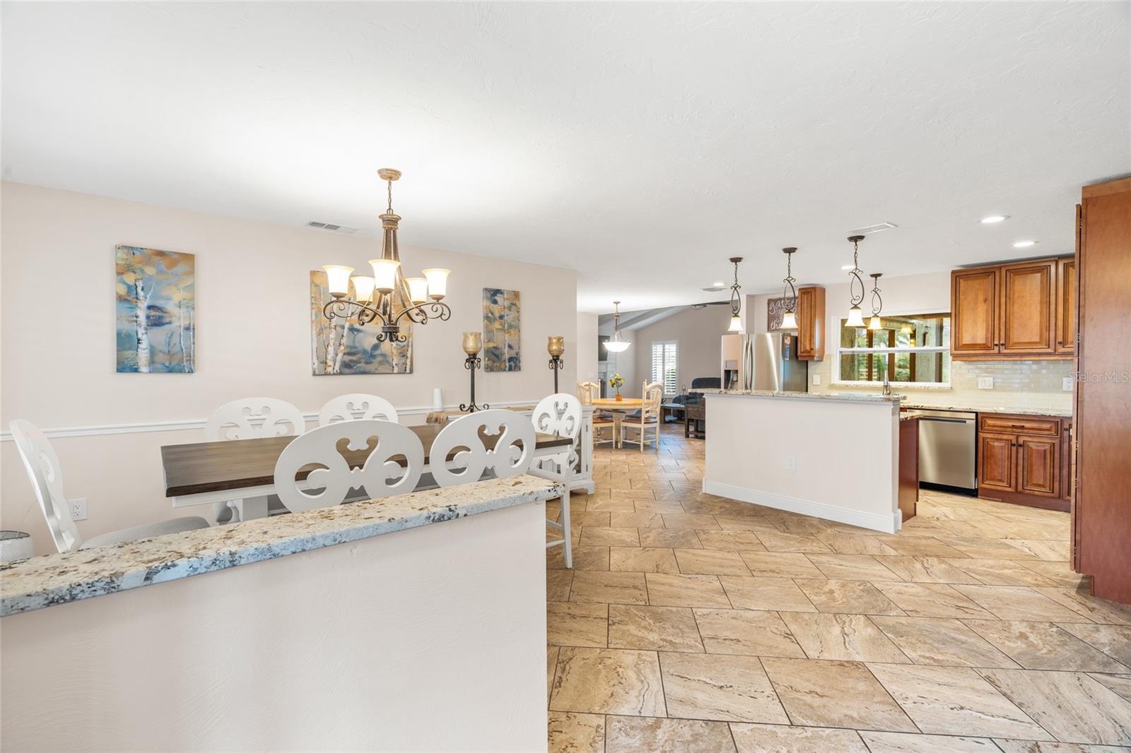 4207 CHARING CROSS RD