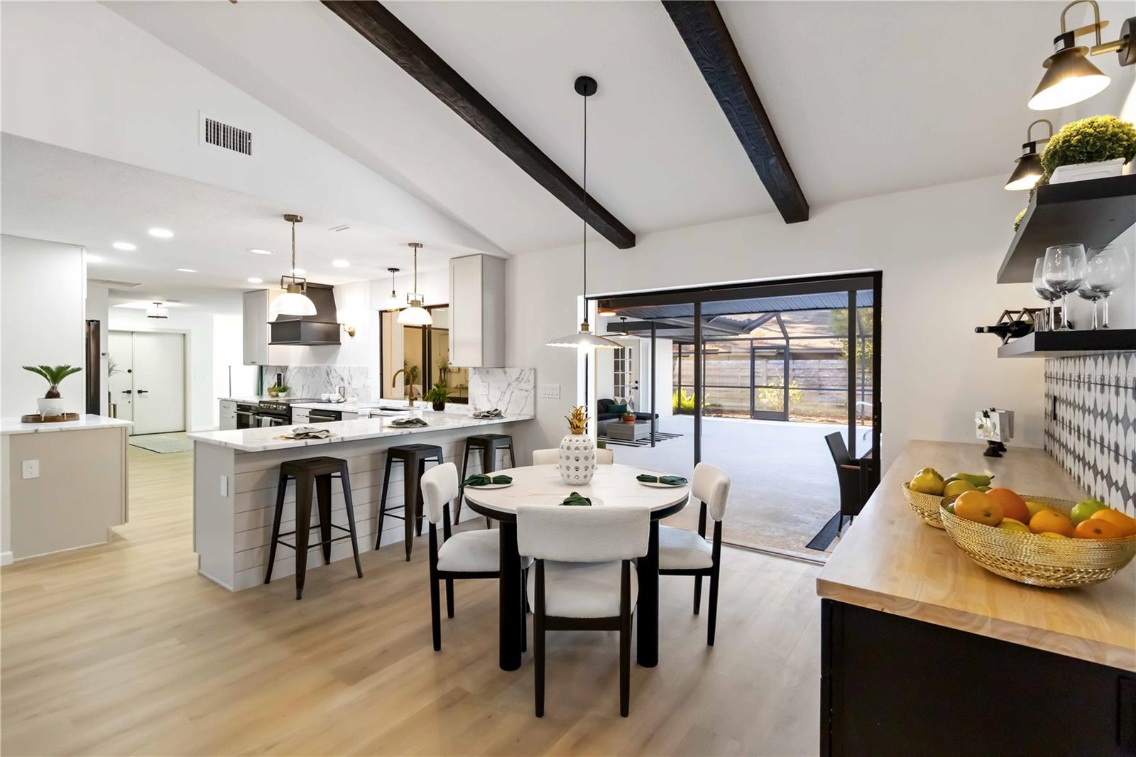 5438 BENEVA WOODS WAY