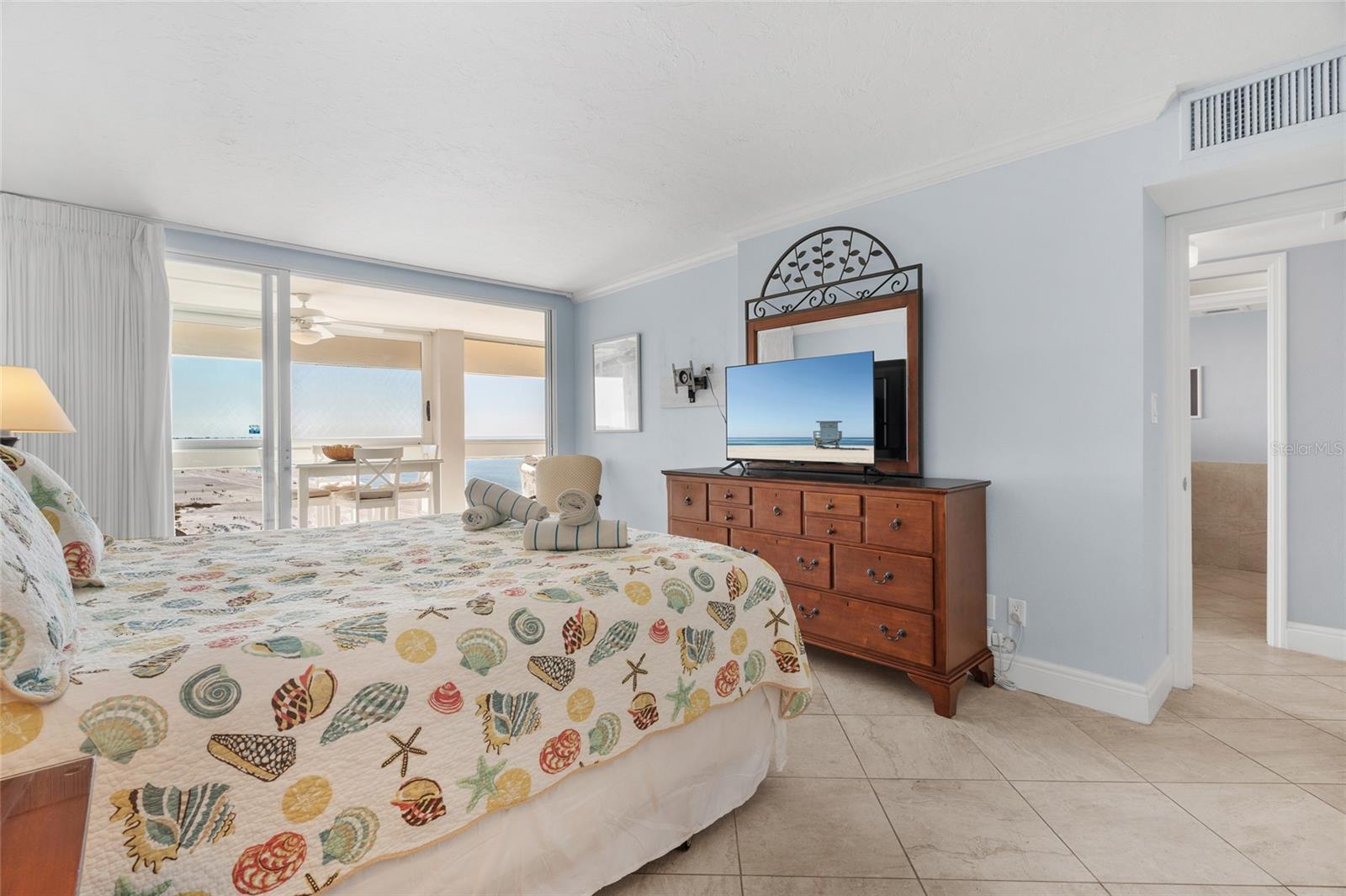 5966 MIDNIGHT PASS RD #G118