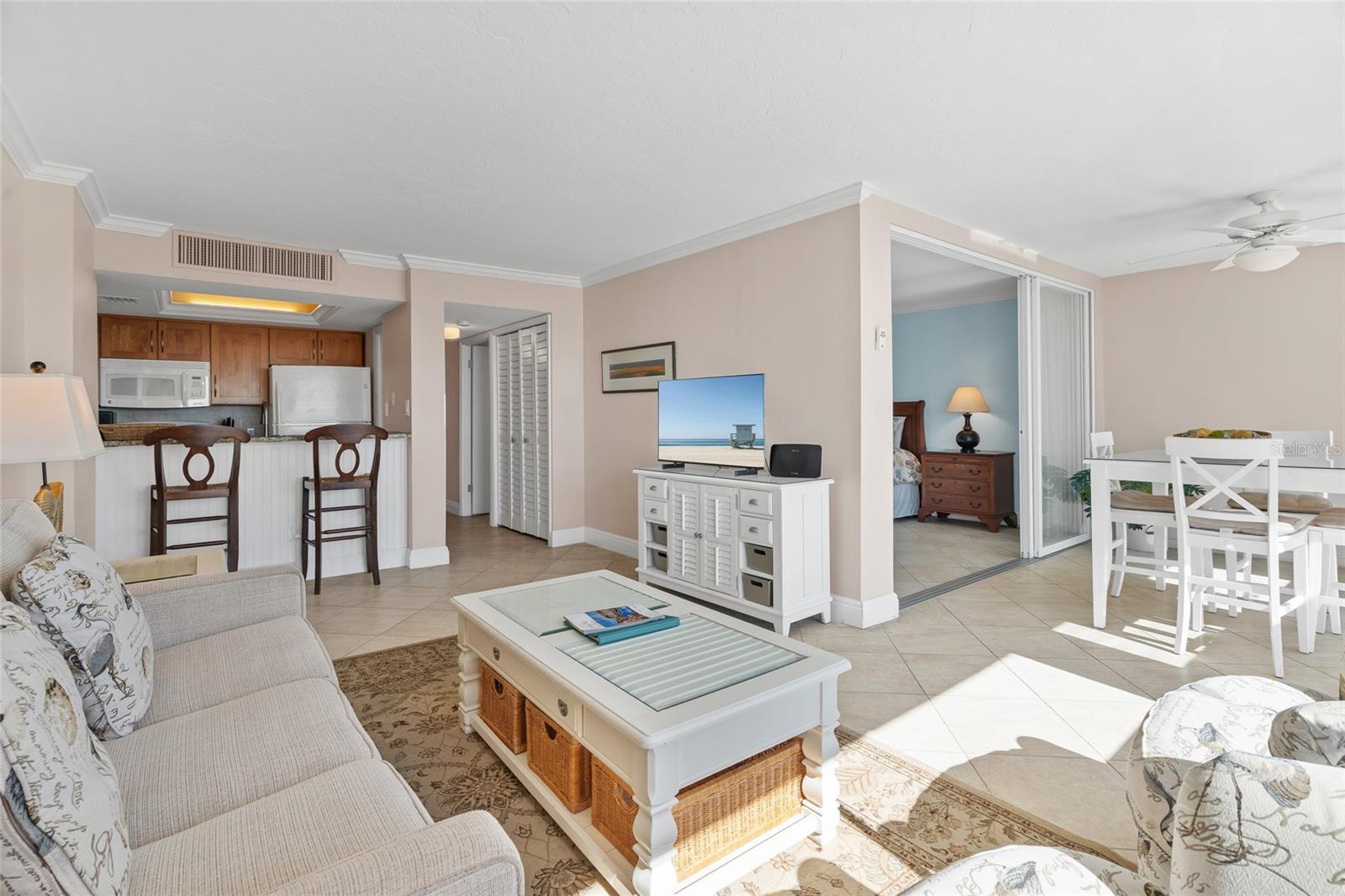 5966 MIDNIGHT PASS RD #G118