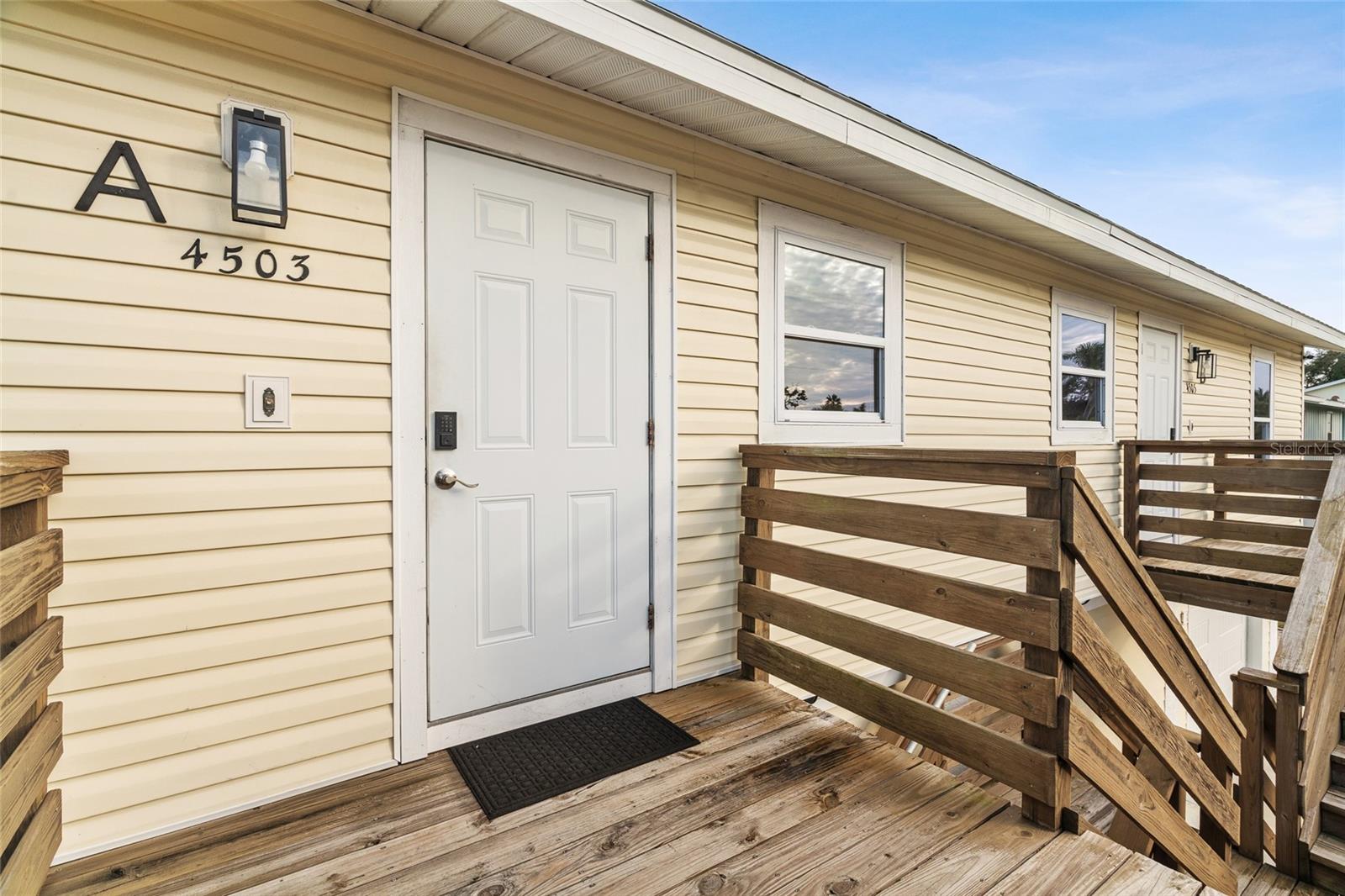 4503-4505 102ND ST W