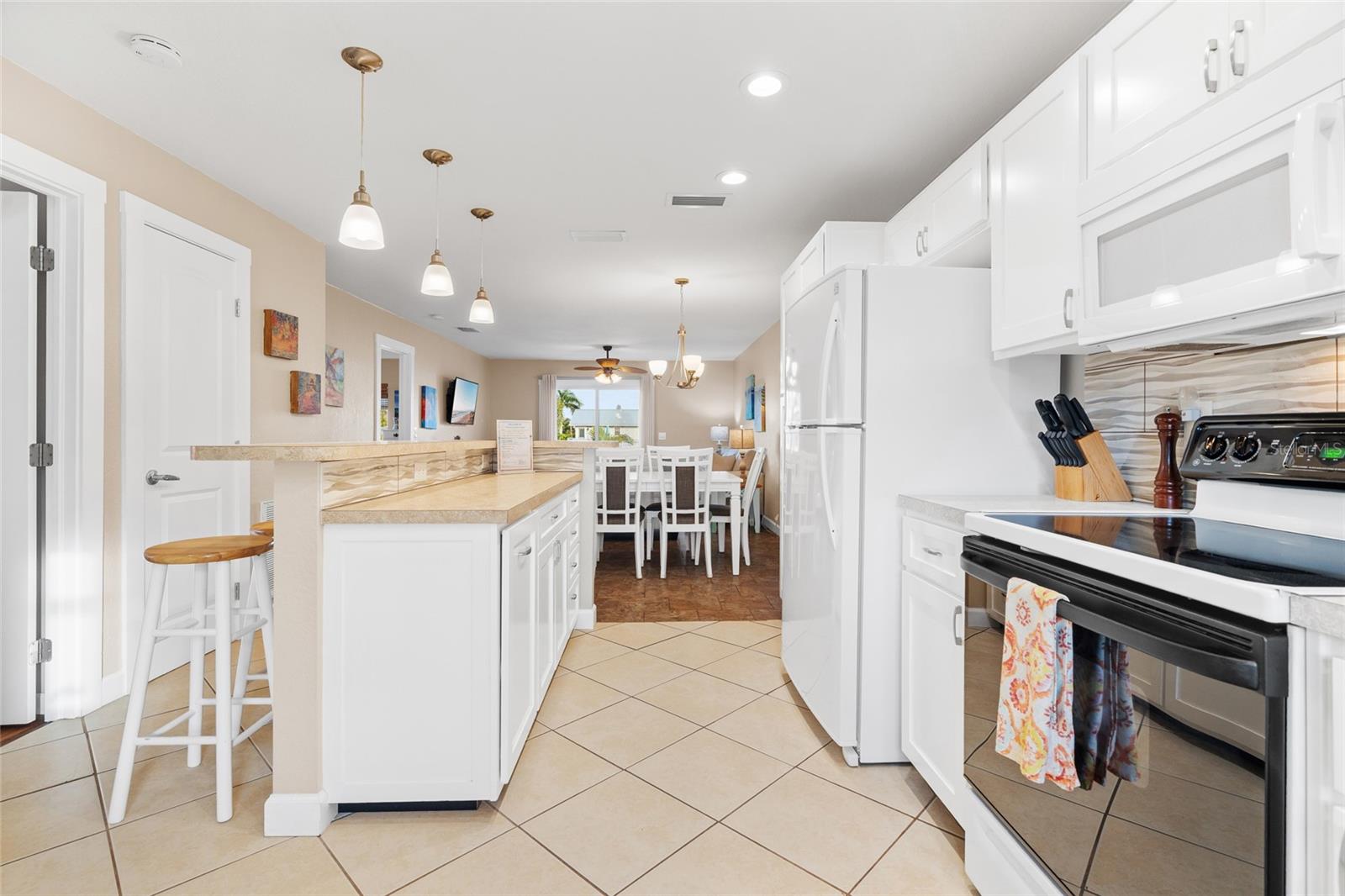 4503-4505 102ND ST W